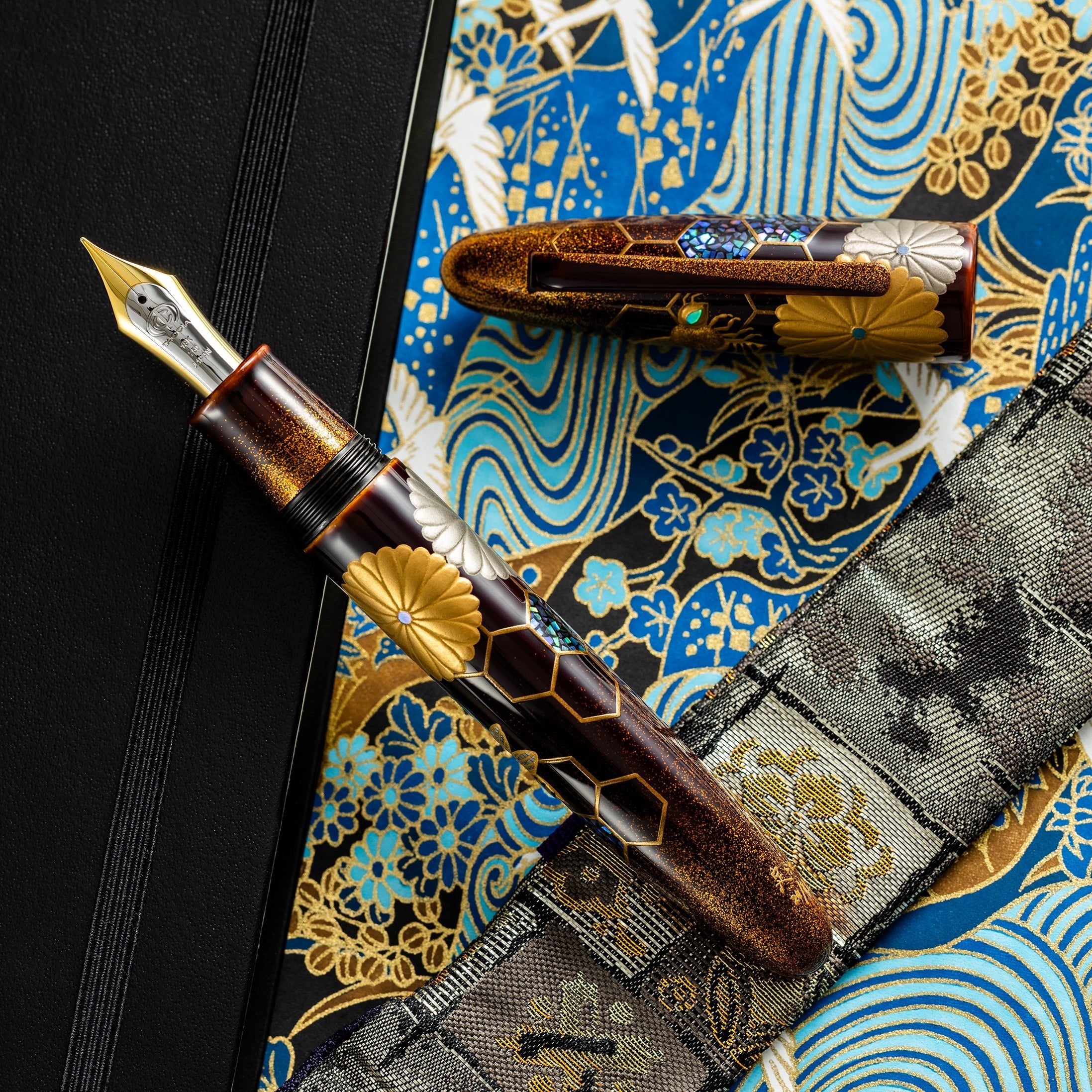 Taccia Empress Fountain Pen - Imperial Honeybee (Limited Edition) - Pen Boutique Ltd