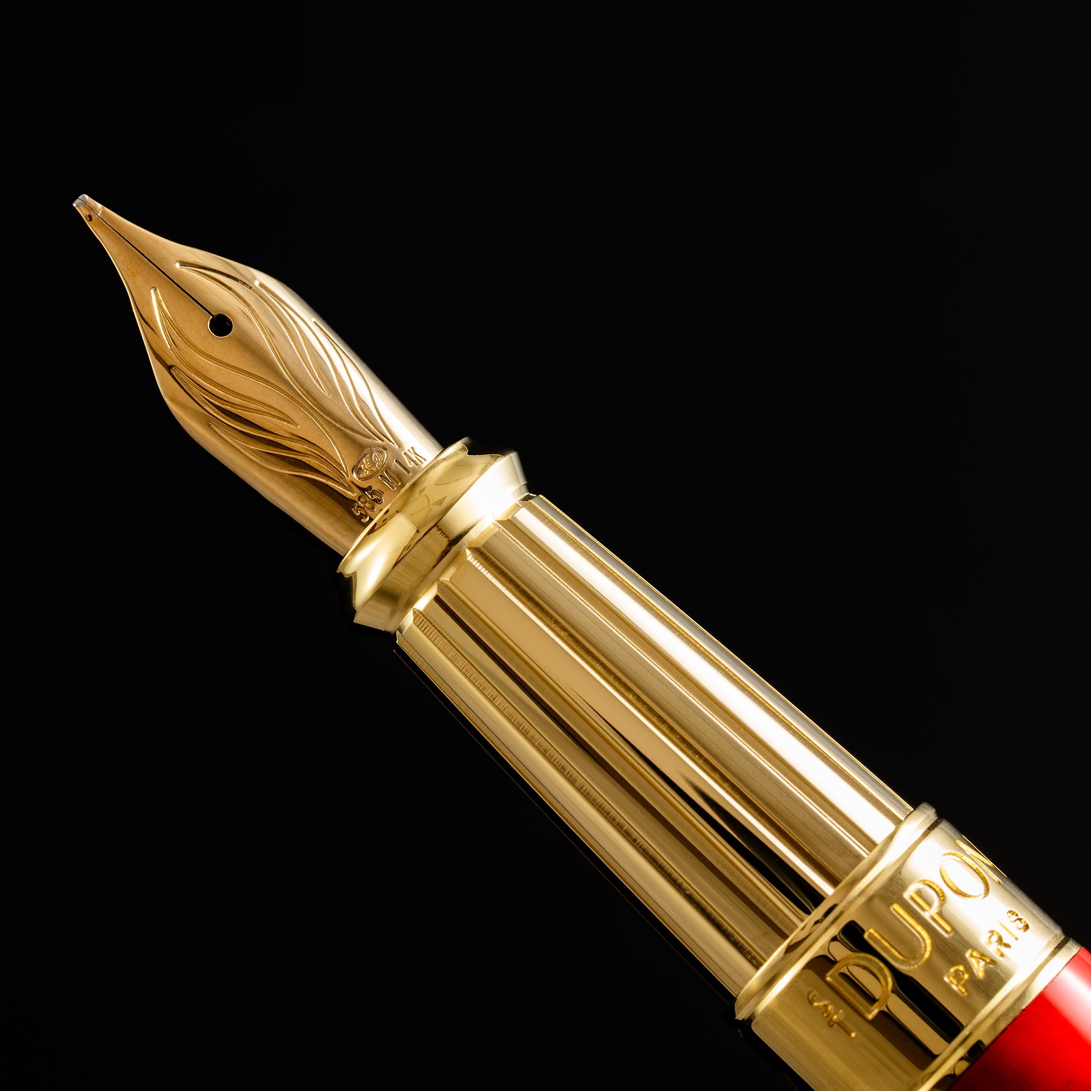 S T Dupont Line D Eternity Fountain Pen - Limited Edition - Popote Red - Yellow Gold Trim (Large) - Pen Boutique Ltd