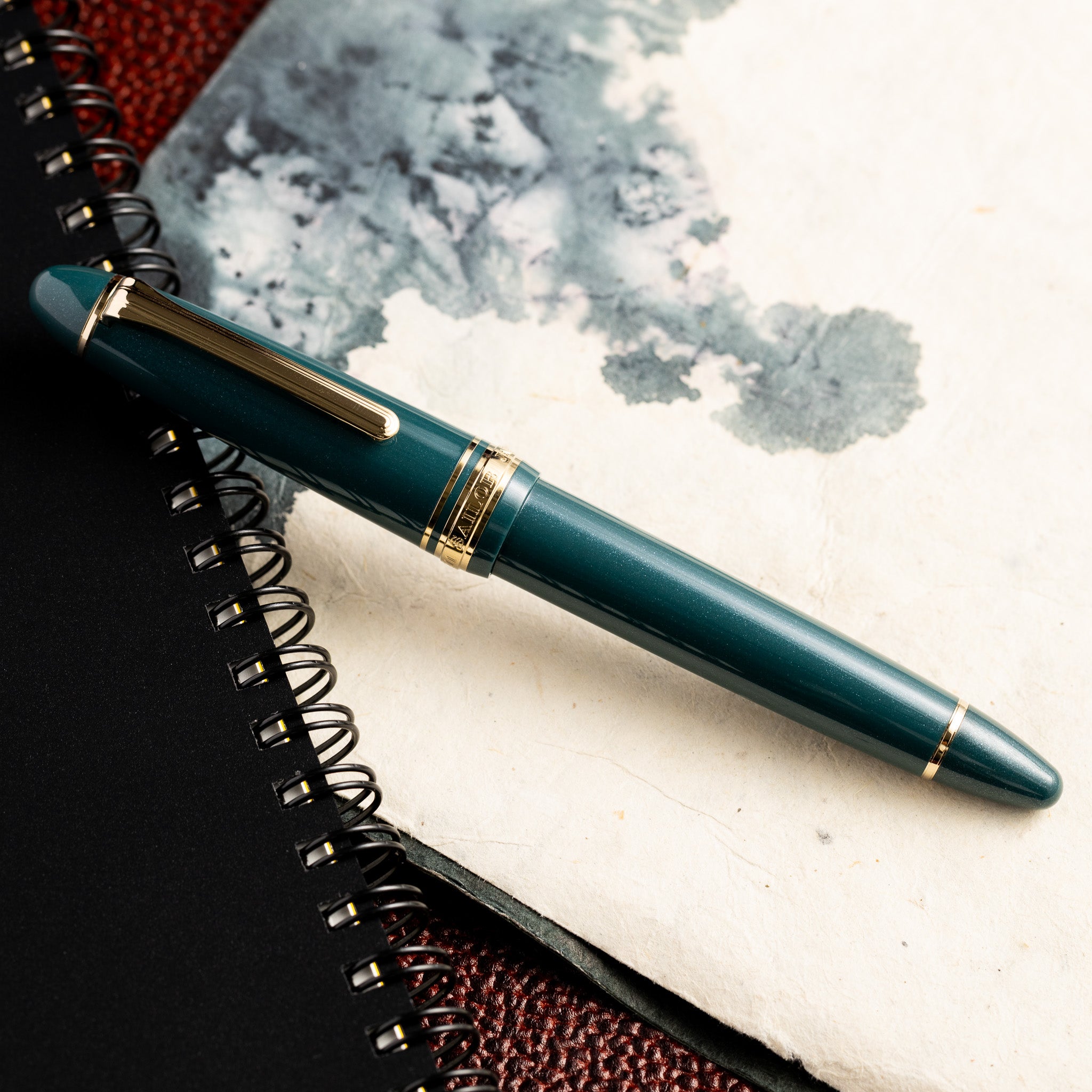 Sailor 1911L Fountain Pen - Shining Green - 18K Gold Trim - Pen Boutique Ltd
