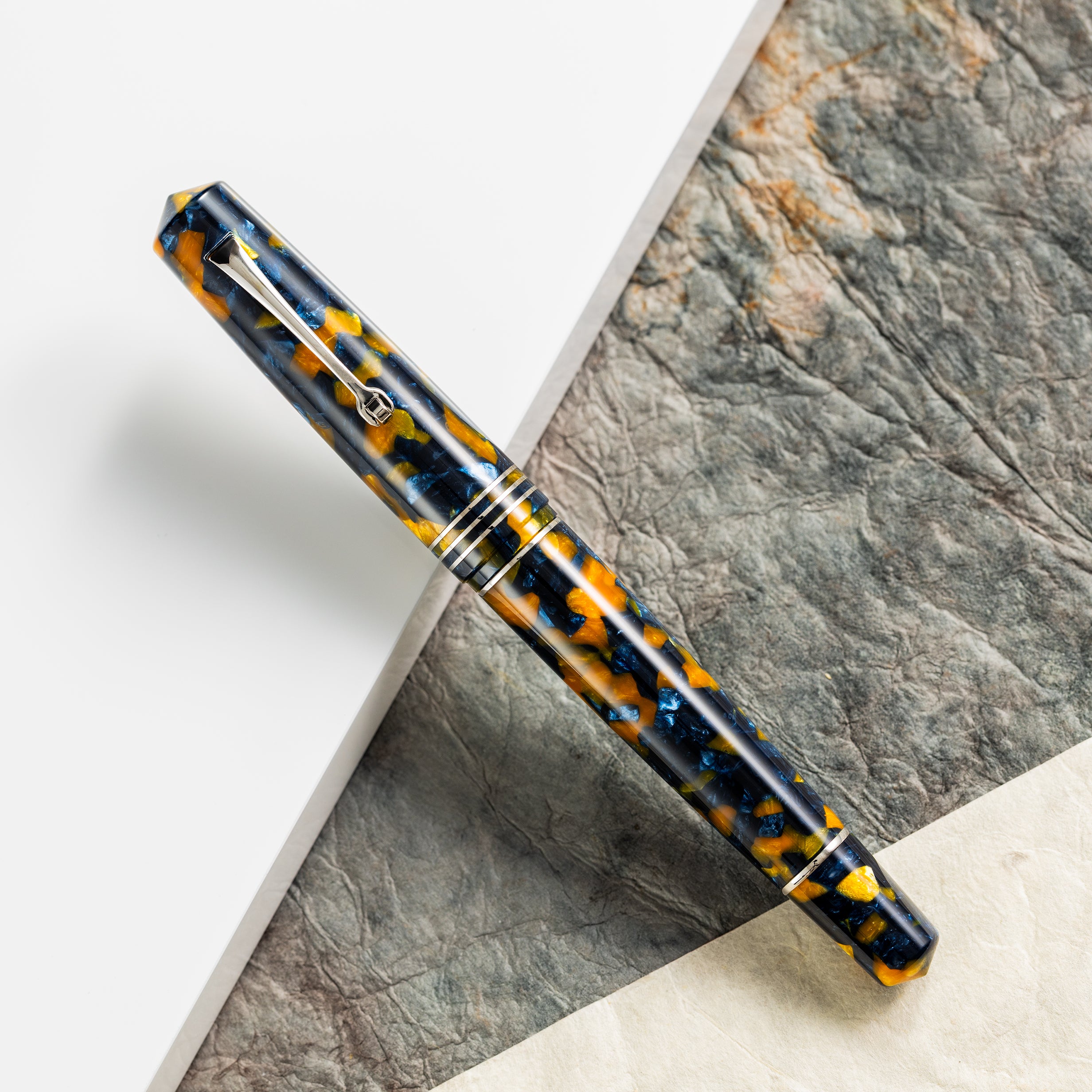 Leonardo Momento Zero Grande 2.0 Fountain Pen - Crepuscolo - Silver Trim - Pen Boutique Ltd