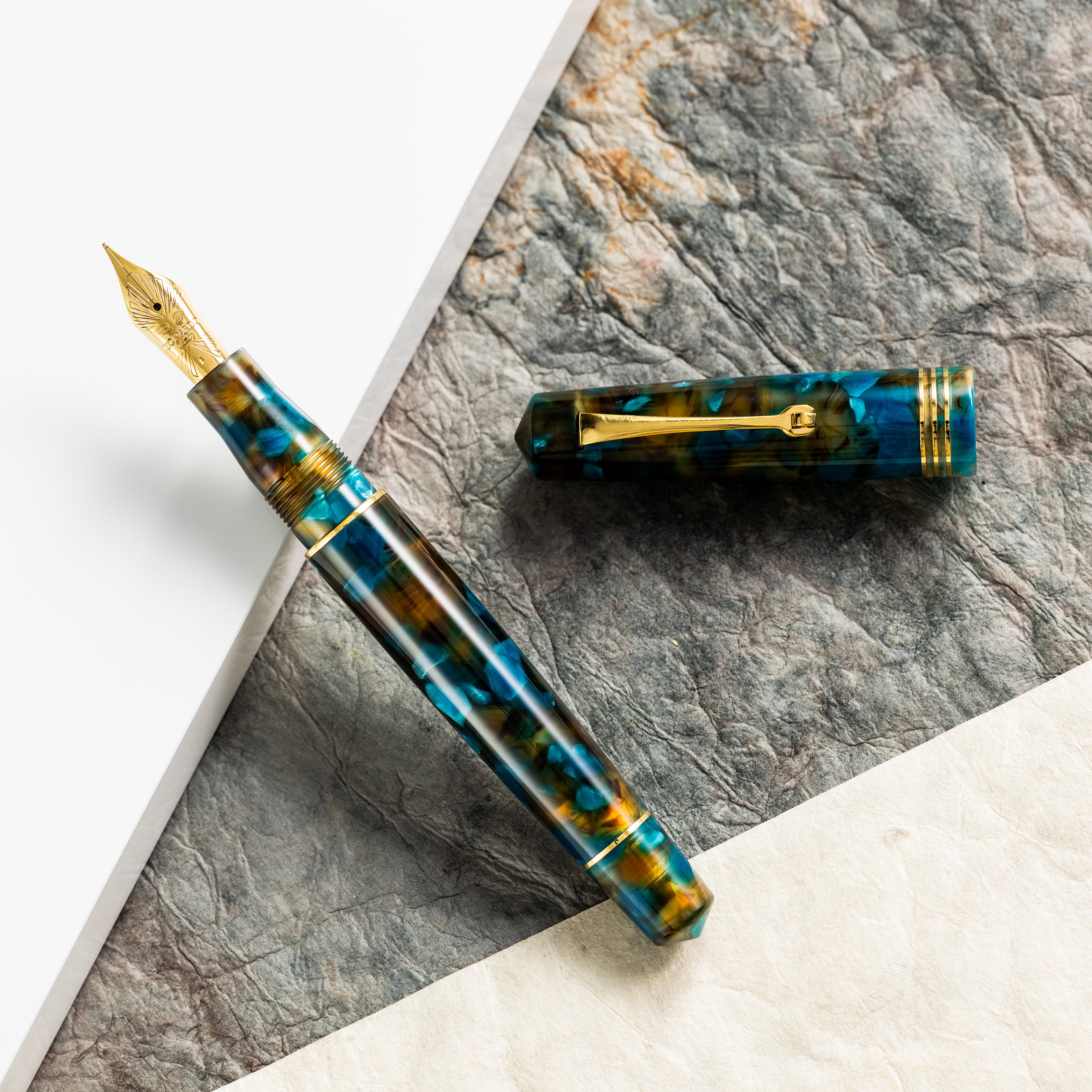 Leonardo Momento Zero Fountain Pen - Pausilya - Gold Trim - Pen Boutique Ltd