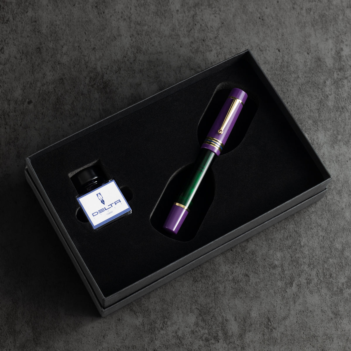 Delta Limited Edition Fountain Pen - Four Rings Sibilla - 14K Gold - Pen Boutique Ltd
