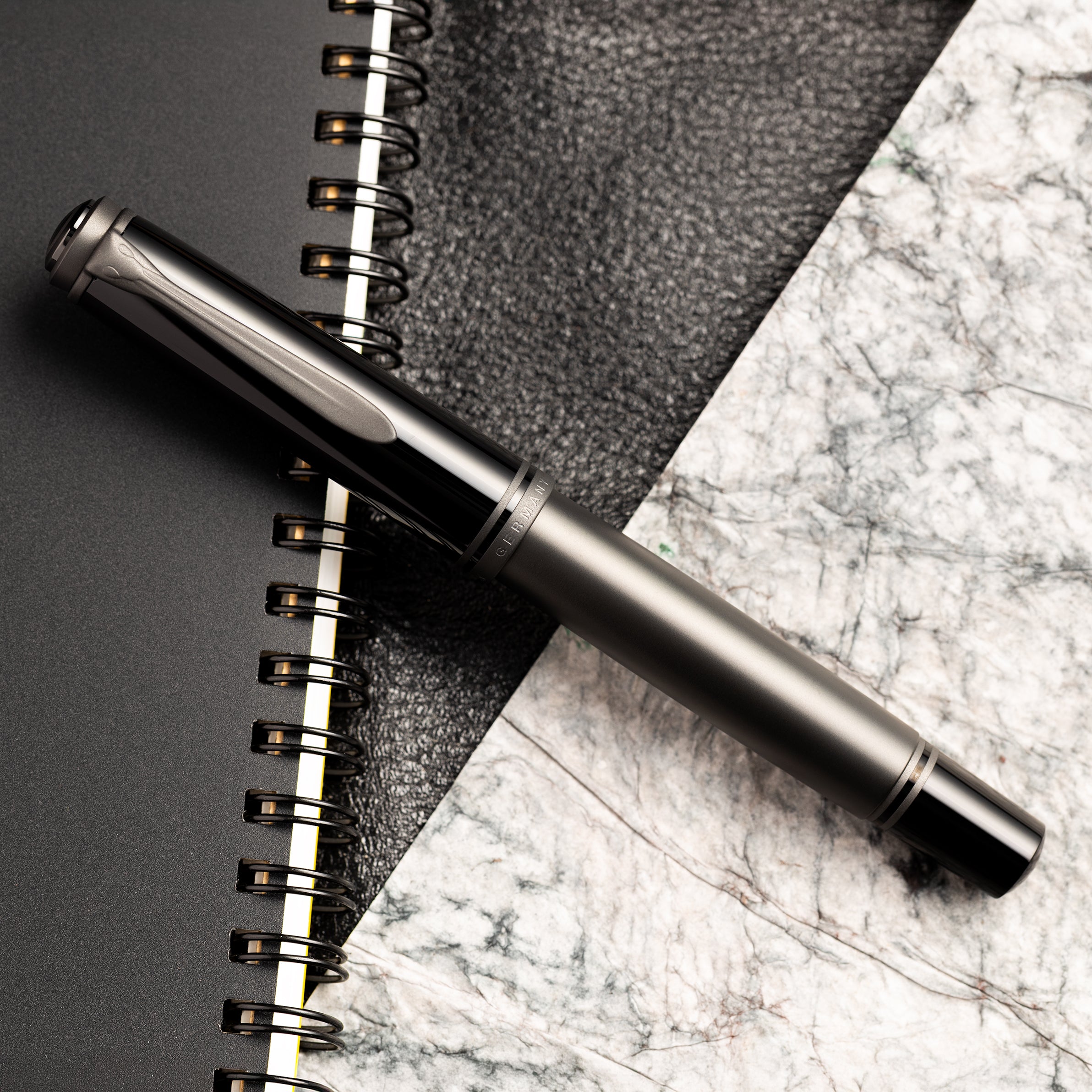Pelikan Souveran Fountain Pen - M809 Black Matte (Special Edition) - Pen Boutique Ltd