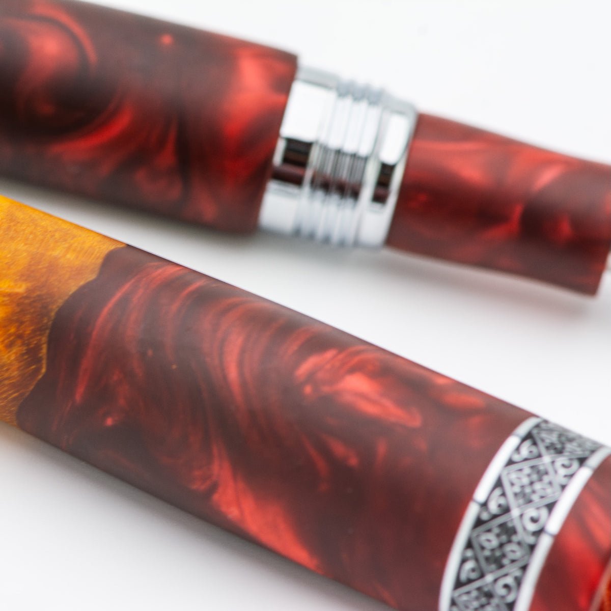 Conklin 1898 Collection Fountain Pen - Spectra Burgundy Fusion - Chrome Trim (Limited Edition)