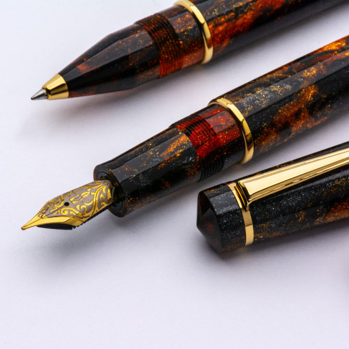 Delta DV Original Fountain Pen - Gold-Plated Stainless Steel Nib - Glow Up Oro (Mid Size)-Pen Boutique Ltd