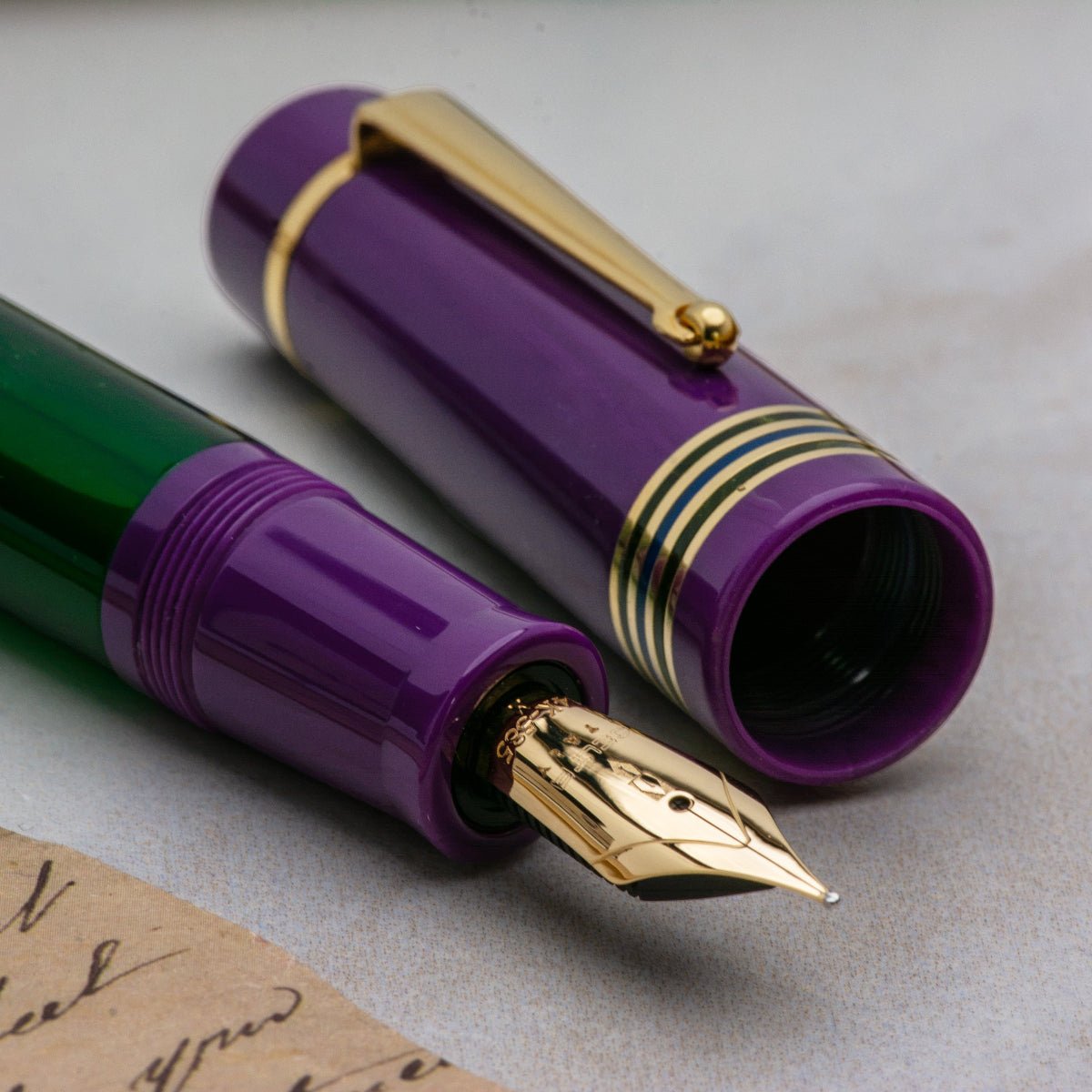 Delta Limited Edition Fountain Pen - Four Rings Sibilla - 14K Gold - Pen Boutique Ltd