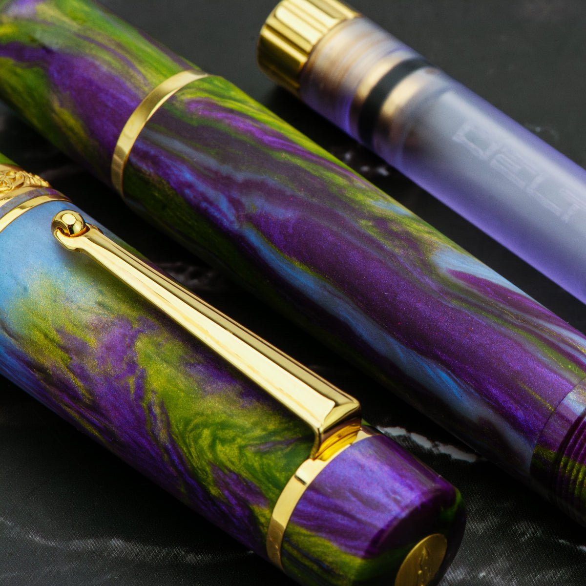 Delta Reservoir 2.0 Fountain Pen - Wisteria Walk - Yellow Gold Trim (Limited Edition) - Pen Boutique Ltd