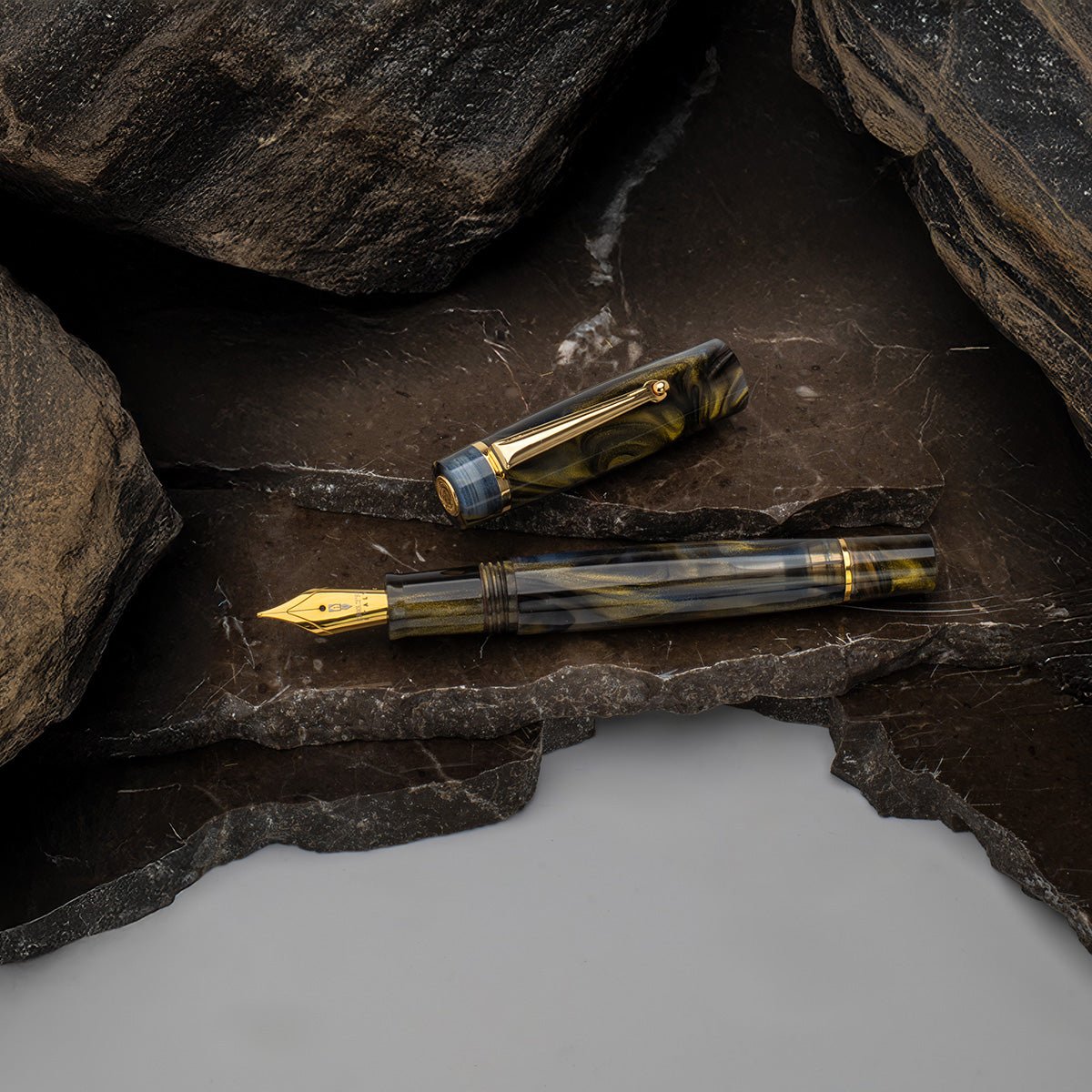 Delta Signs of the Time Fountain Pen - Classical Renaissance Art (Numbered Edition) - Pen Boutique Ltd