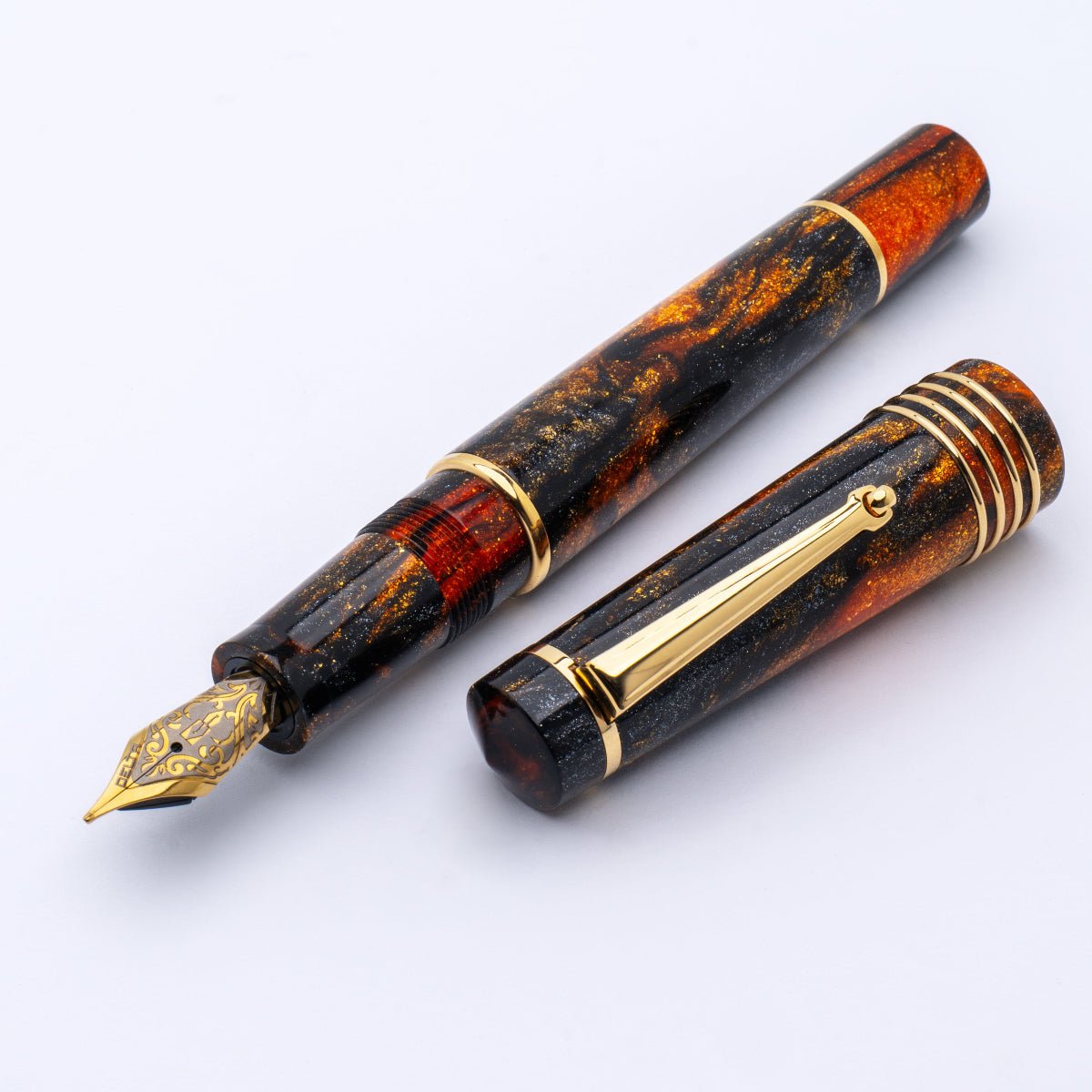 Delta DV Original Fountain Pen - Glow Up Oro - Gold Trim - Stainless Steel Nib (Mid Size) - Pen Boutique Ltd
