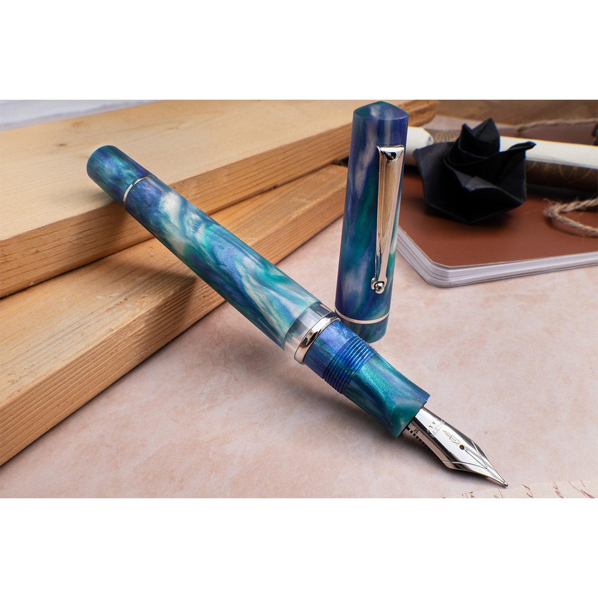 Delta Duna Fountain Pen - Reflection Pool - Chrome Trim (Limited Edition)
