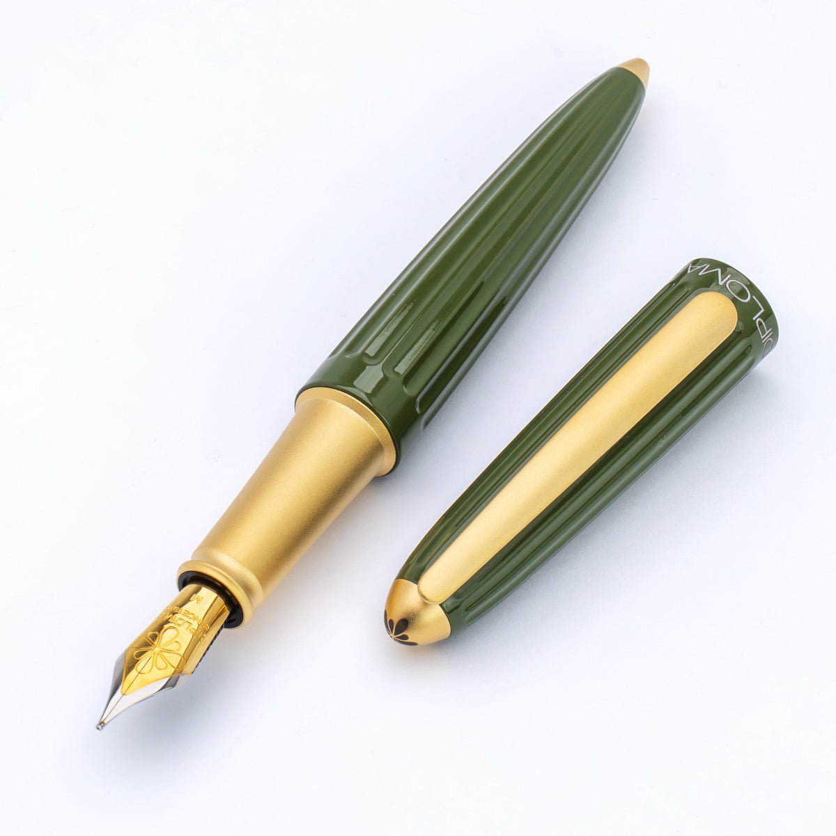 Diplomat Aero Fountain Pen - Olive Drab (Pen Boutique Exclusive) - Pen Boutique Ltd