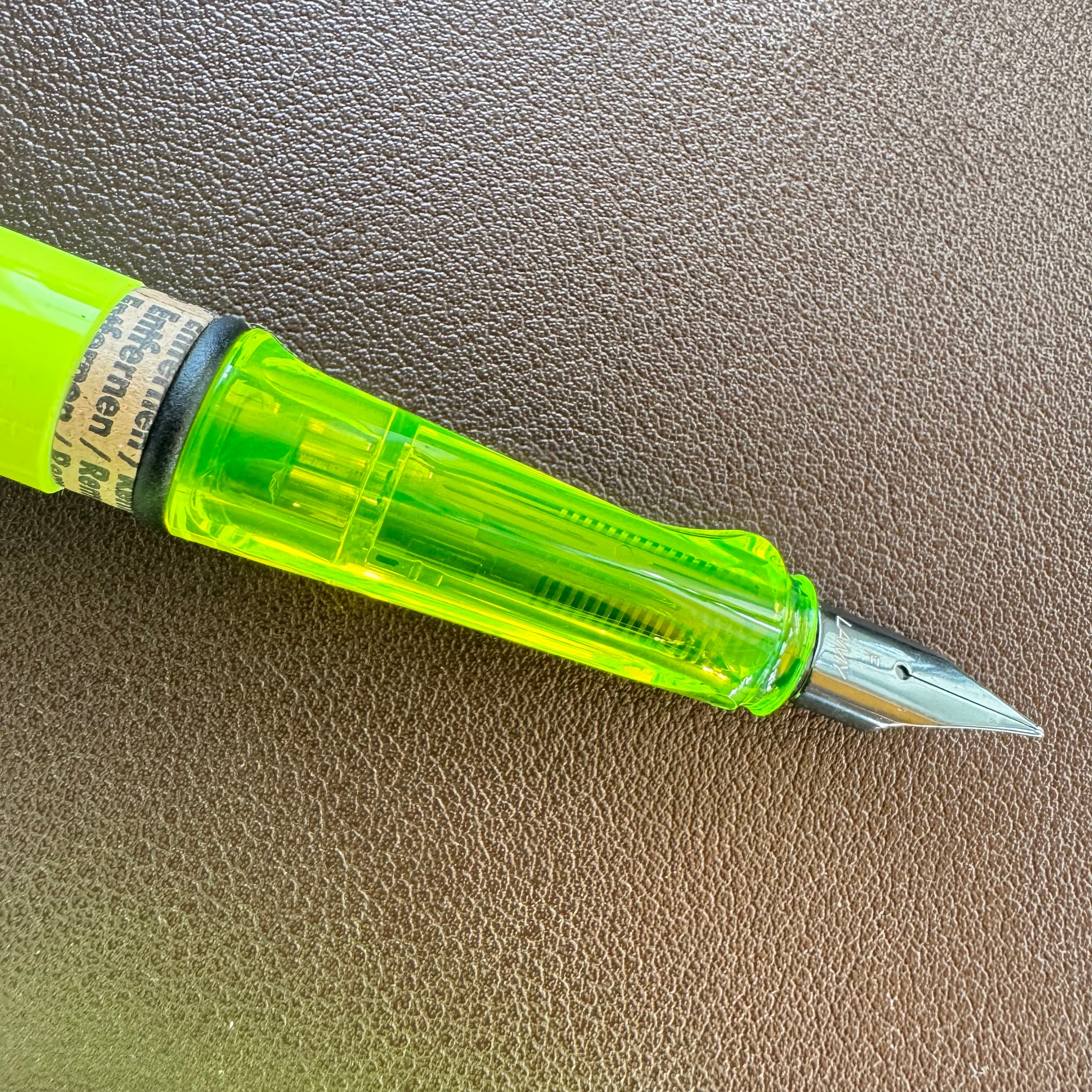 Lamy Safari Fountain Pen - Neon Yellow (Special Edition) - Pen Boutique Ltd