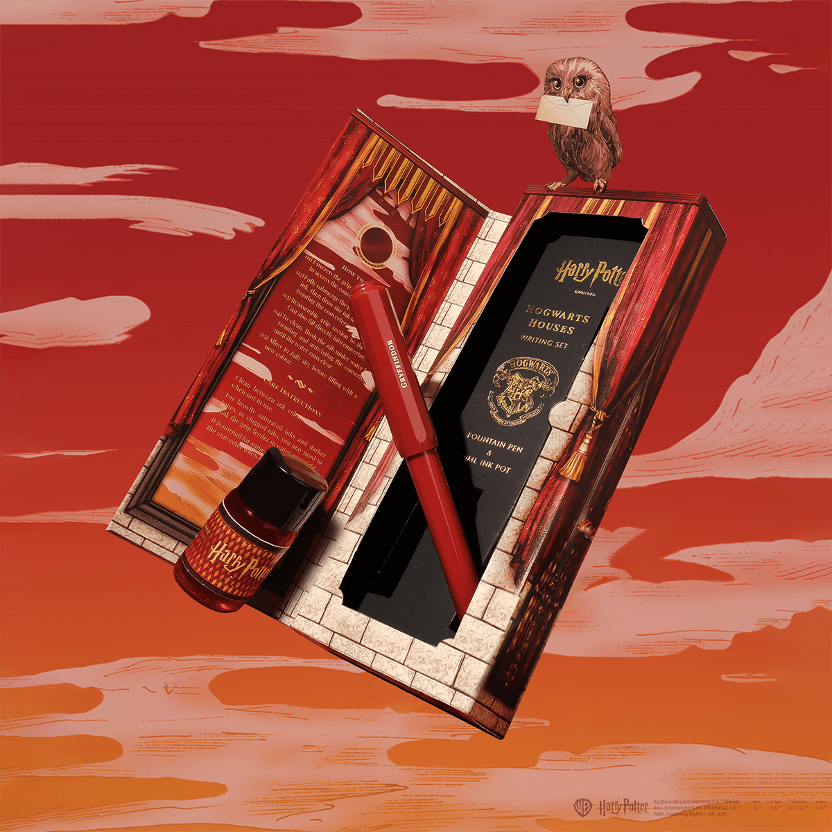 Ferris Wheel Press x WB Carousel Writing Set - Harry Potter Houses of Hogwarts: Gryffindor - 2538 - Pen Boutique Ltd