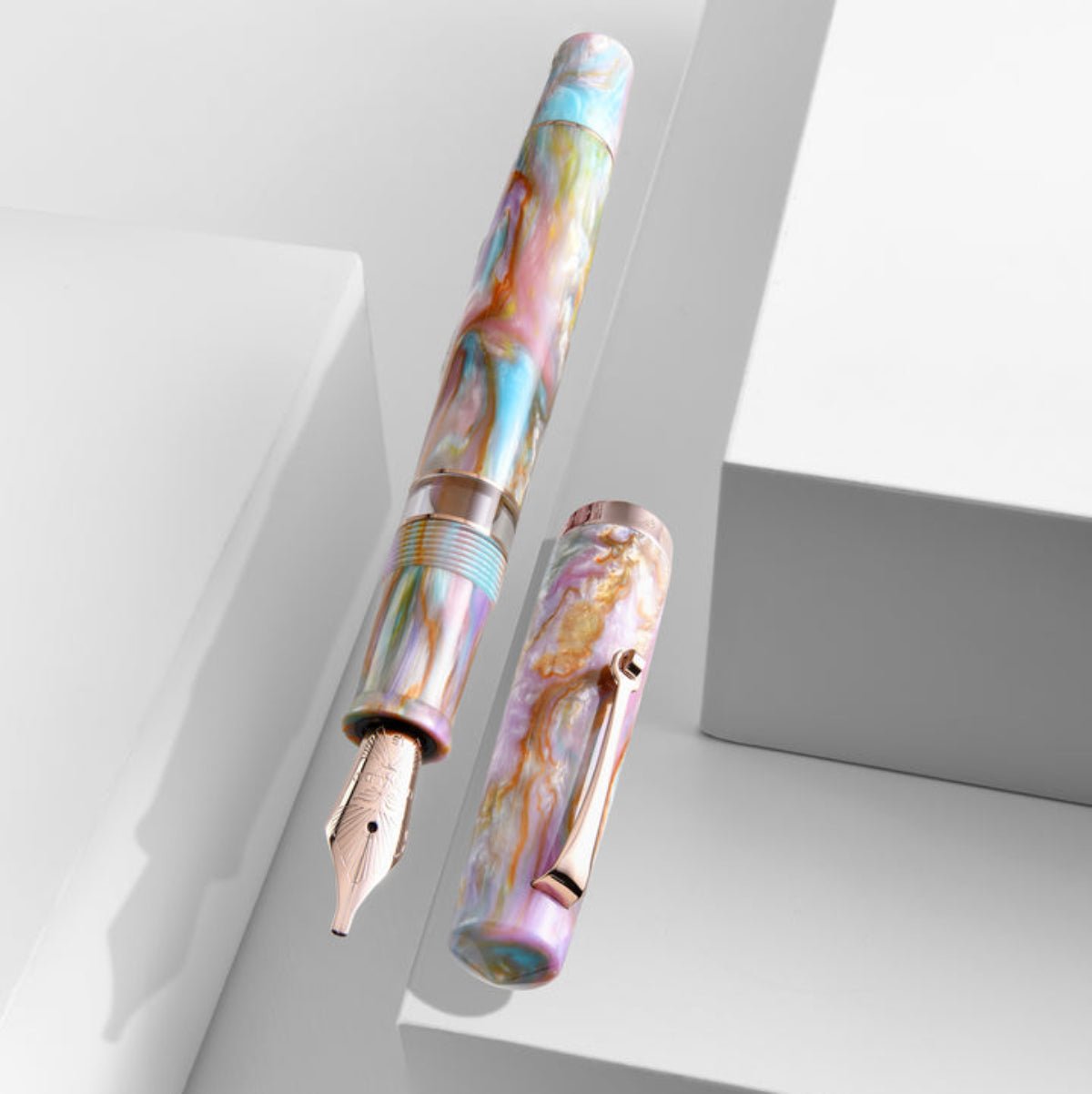 Leonardo Momento Magico Fountain Pen - Fantasie Primary Manipulation 4.0 - Rose Gold Trim - Pen Boutique Ltd