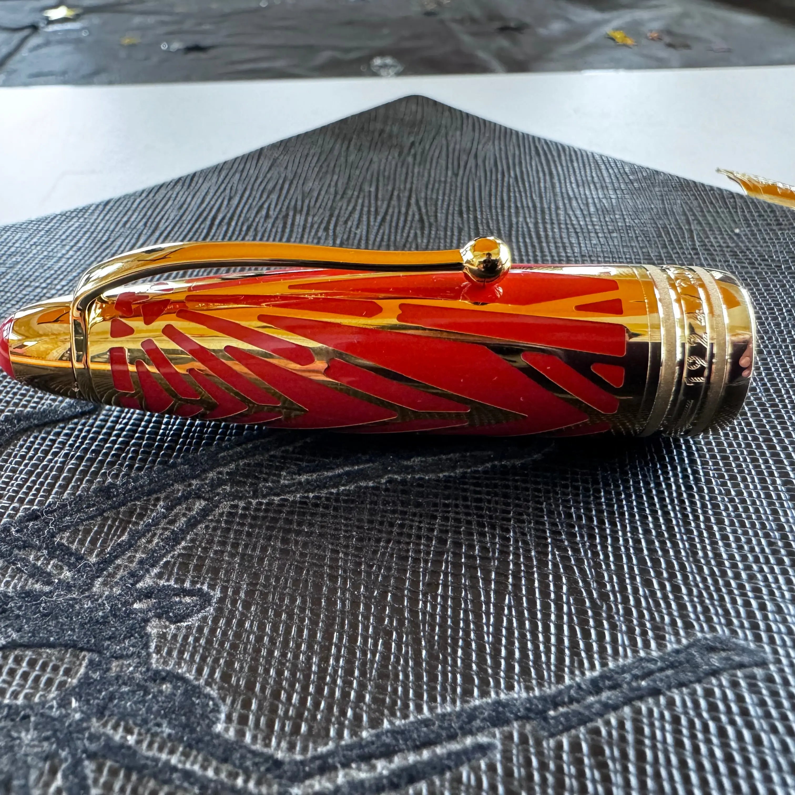 Montblanc Meisterstuck Rollerball Pen - 162 The Origin Solitaire Coral - Pen Boutique Ltd