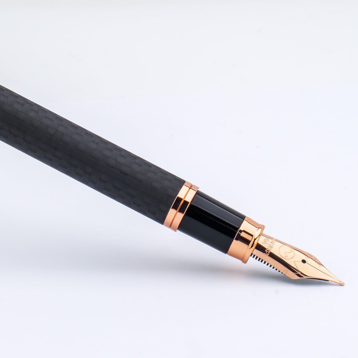Monteverde Innova Fountain Pen - Matte Carbon Fiber - Rose Gold Trim - Pen Boutique Ltd