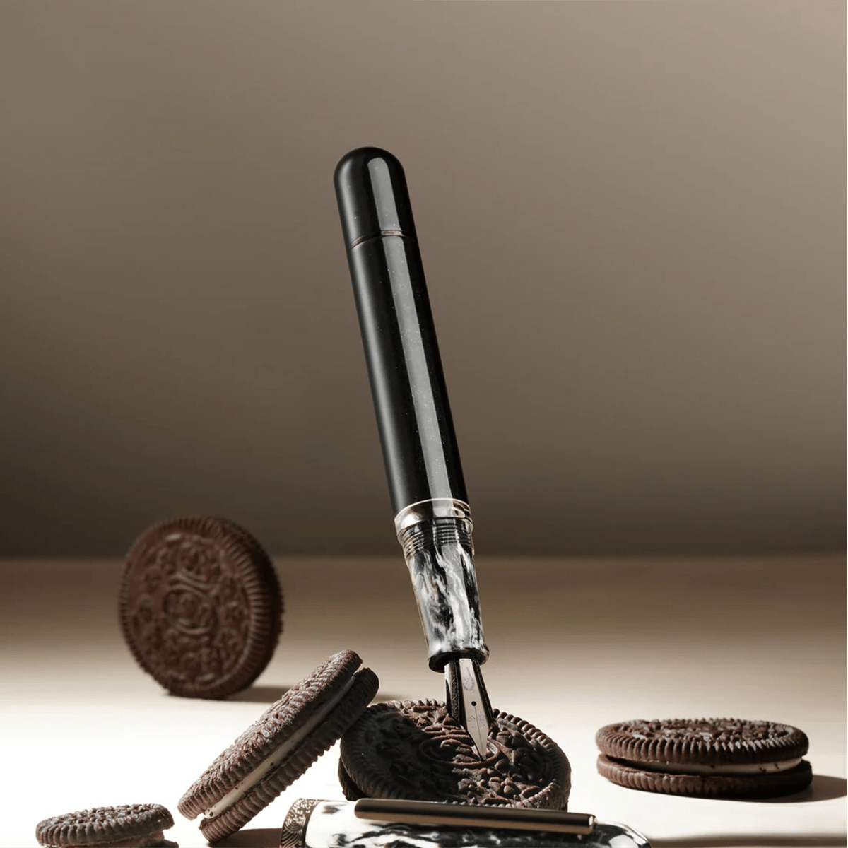 Nahvalur Voyage Fountain Pen - Cookies and Cream - Pen Boutique Ltd