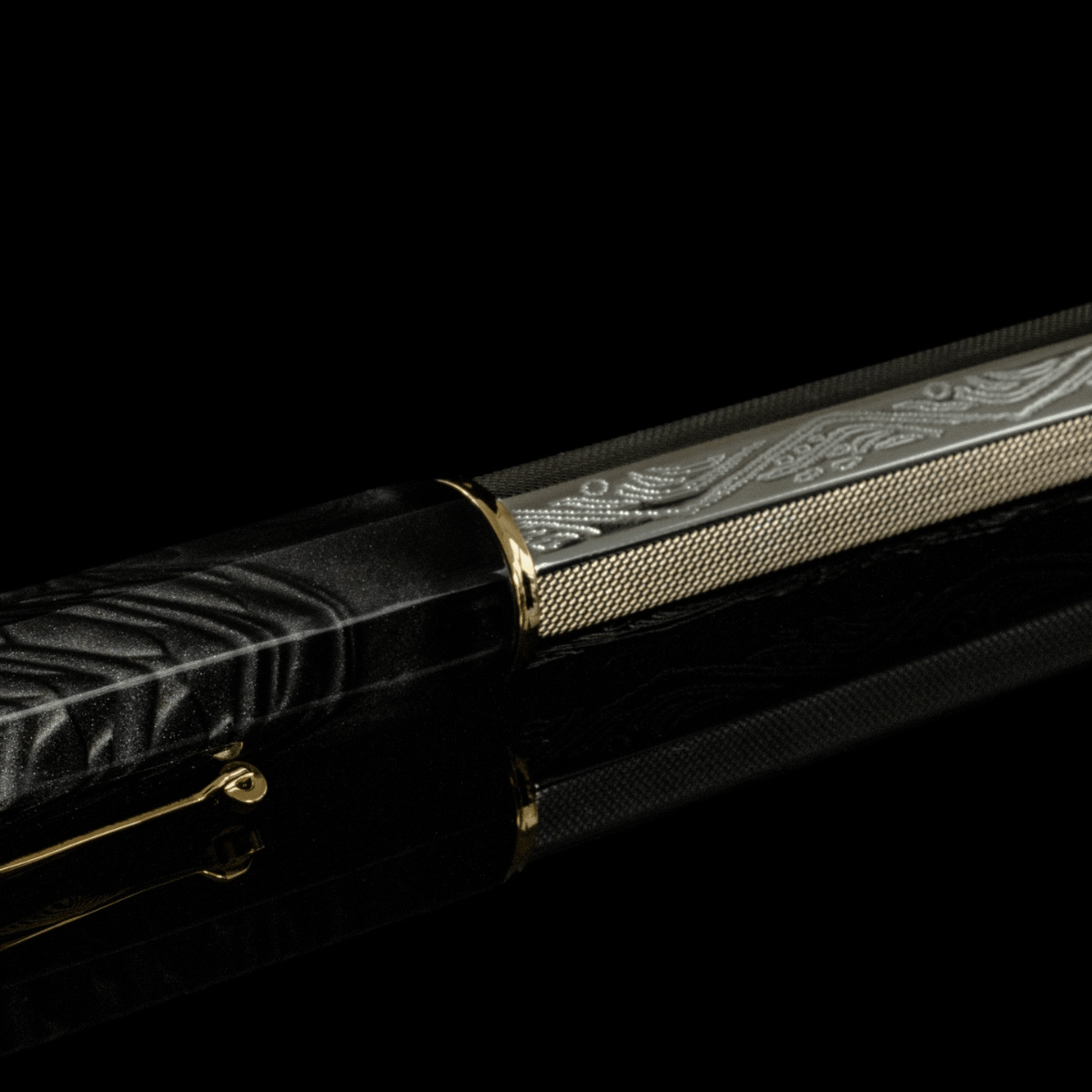 Omas Limited Edition Fountain Pen - Cobra - 14K Fine Nib - Pen Boutique Ltd