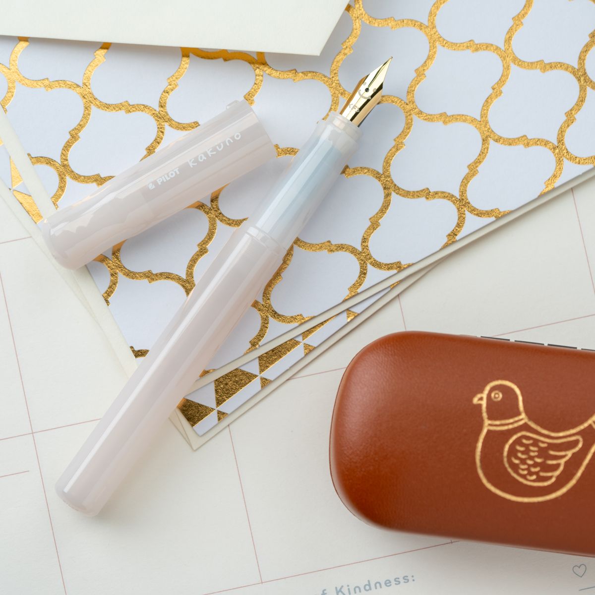 Pilot Kakuno Fountain Pen - Cumulus White - Pen Boutique Ltd