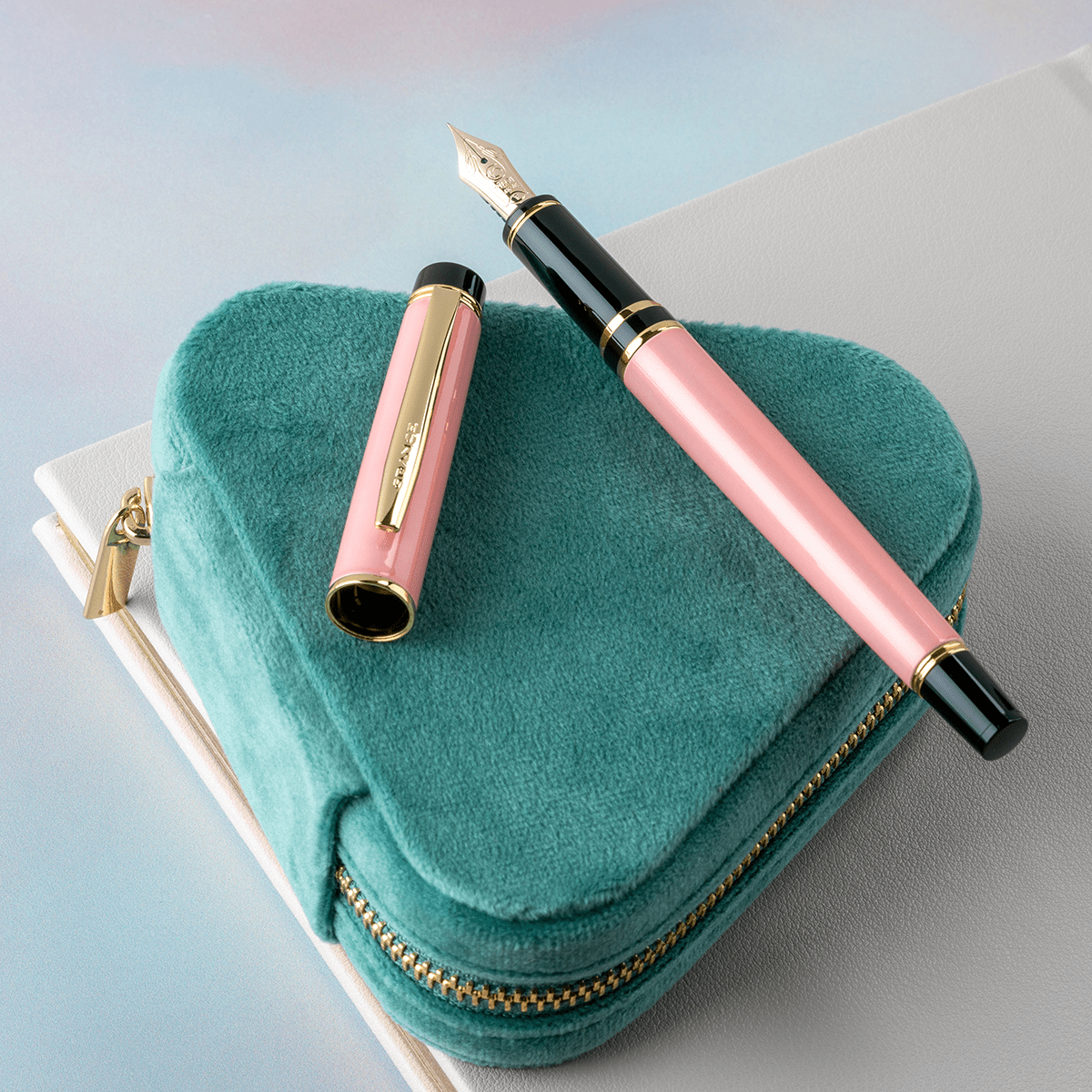 Pilot Grance Fountain Pen - Light Pink - 14K - Pen Boutique Ltd