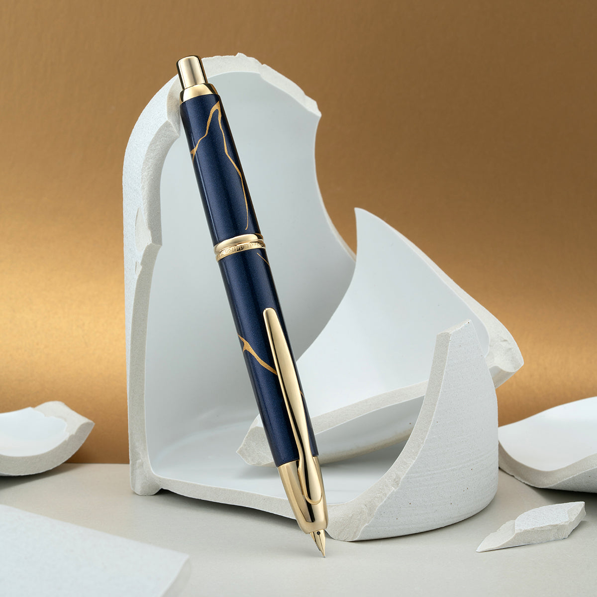 Pilot Vanishing Point Fountain Pen - Golden Journey (2026 Limited Edition)