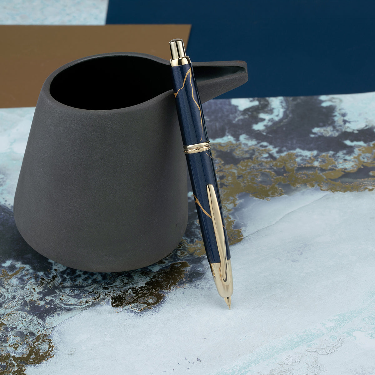 Pilot Vanishing Point Fountain Pen - Golden Journey (2026 Limited Edition)