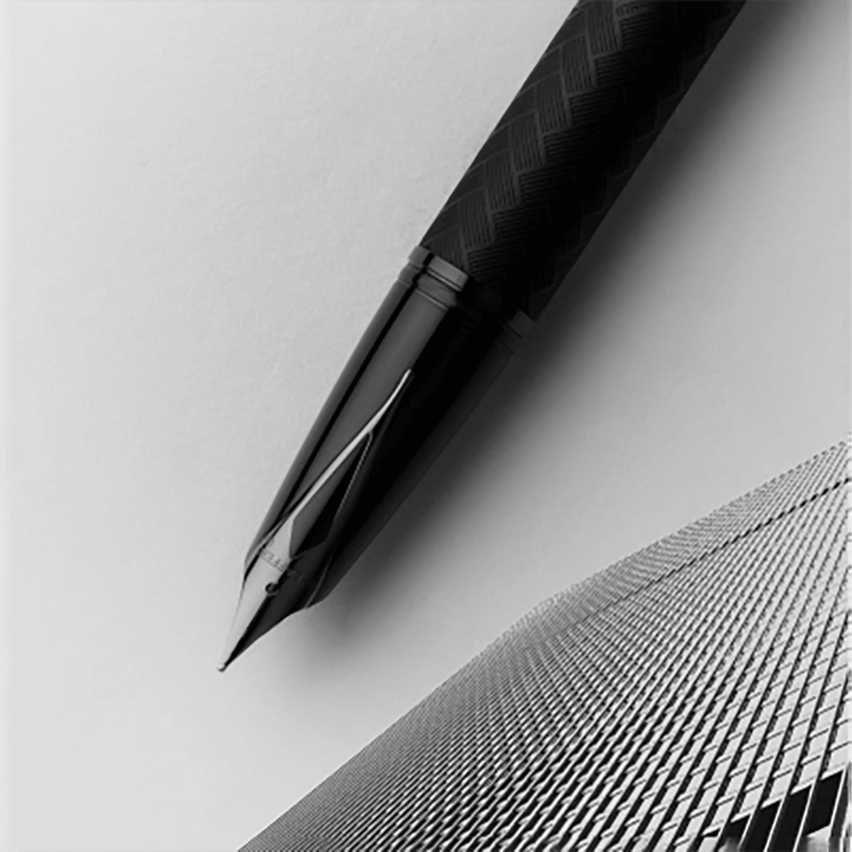 Sheaffer Legacy Fountain Pen - Chevron Matte Black - PVD Gunmetal Trim - Pen Boutique Ltd