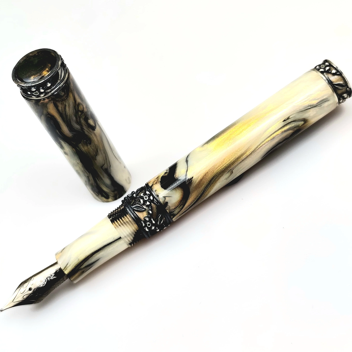 Zek Pens Nazende Fountain Pen - Jonathan Brooks Turkish Design X - Pen Boutique Ltd