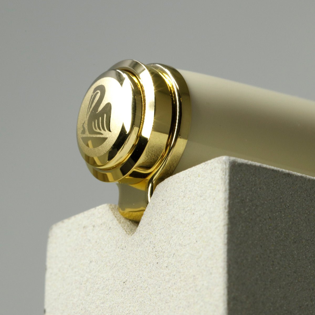 Pelikan Souveran Fountain Pen - M800 Cream Blue - Pen Boutique Ltd