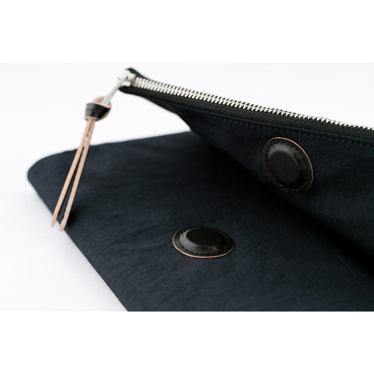 Hobonichi 2027 Tri-Fold Cover - Tragen: Black - Tall & Slim-Pen Boutique Ltd