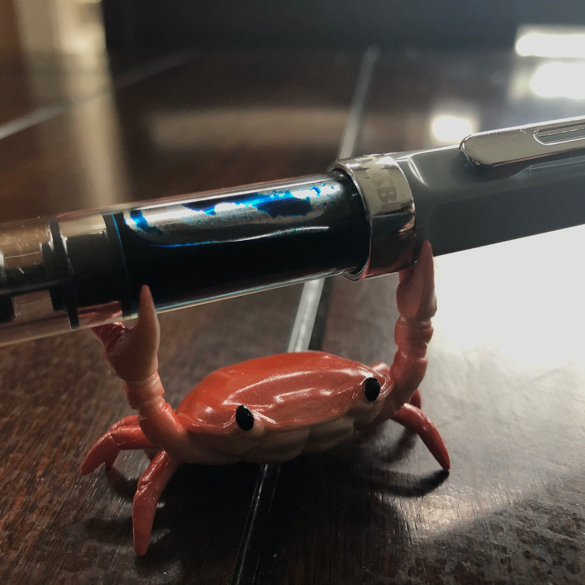Pen Boutique Crab Pen Holder - Red - Pen Boutique Ltd