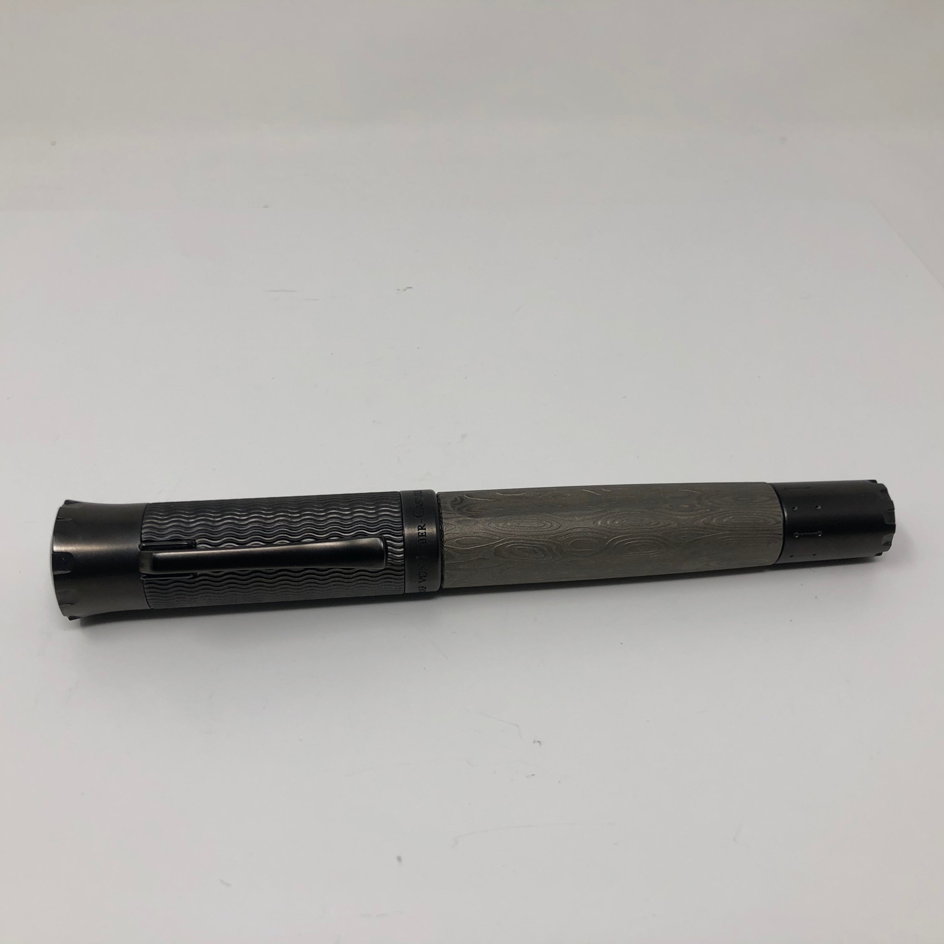 Graf von Faber - Castell Pen of the Year 2021 Fountain Pen - Knights - Pen Boutique Ltd