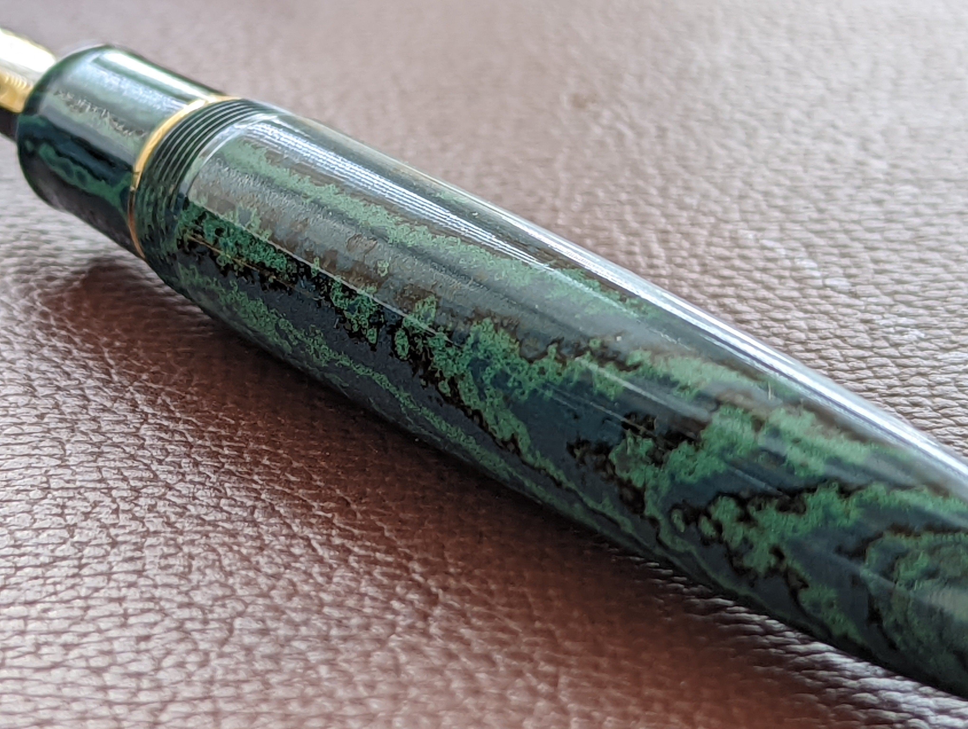 Sailor Fountain Pen - Naginata Togi - Green Echo ( RYOKKYO ) - Gold Trim - Bespoke Dealer Exclusive - Pen Boutique Ltd