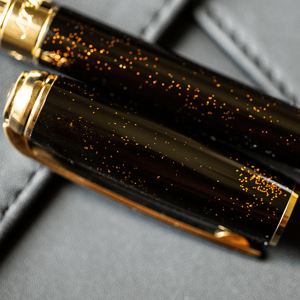 S T Dupont Line D Fountain Pen - Gold Dust - Large (US Exclusive Edition) - Pen Boutique Ltd