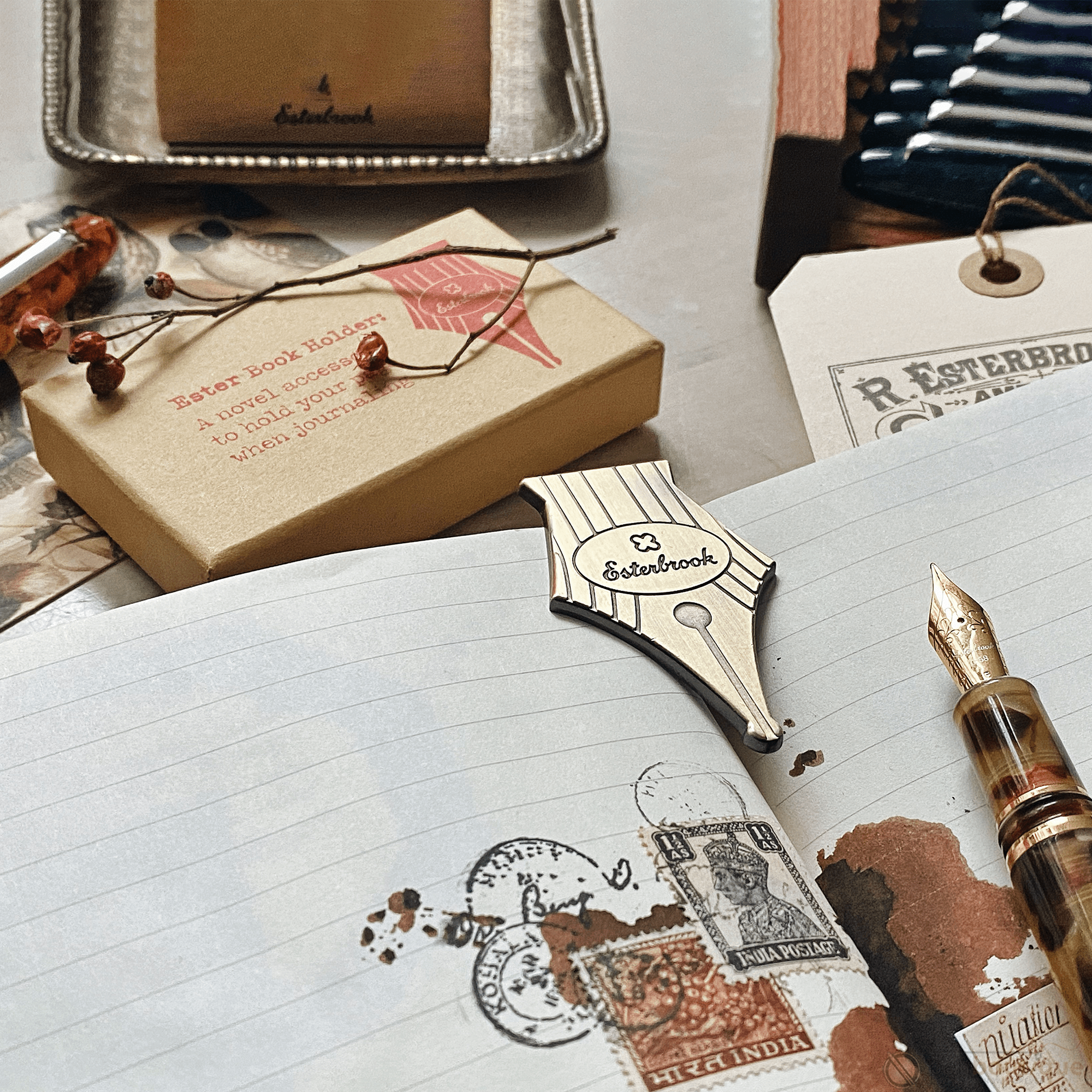 Esterbrook Book Holder - Ester - Pen Boutique Ltd