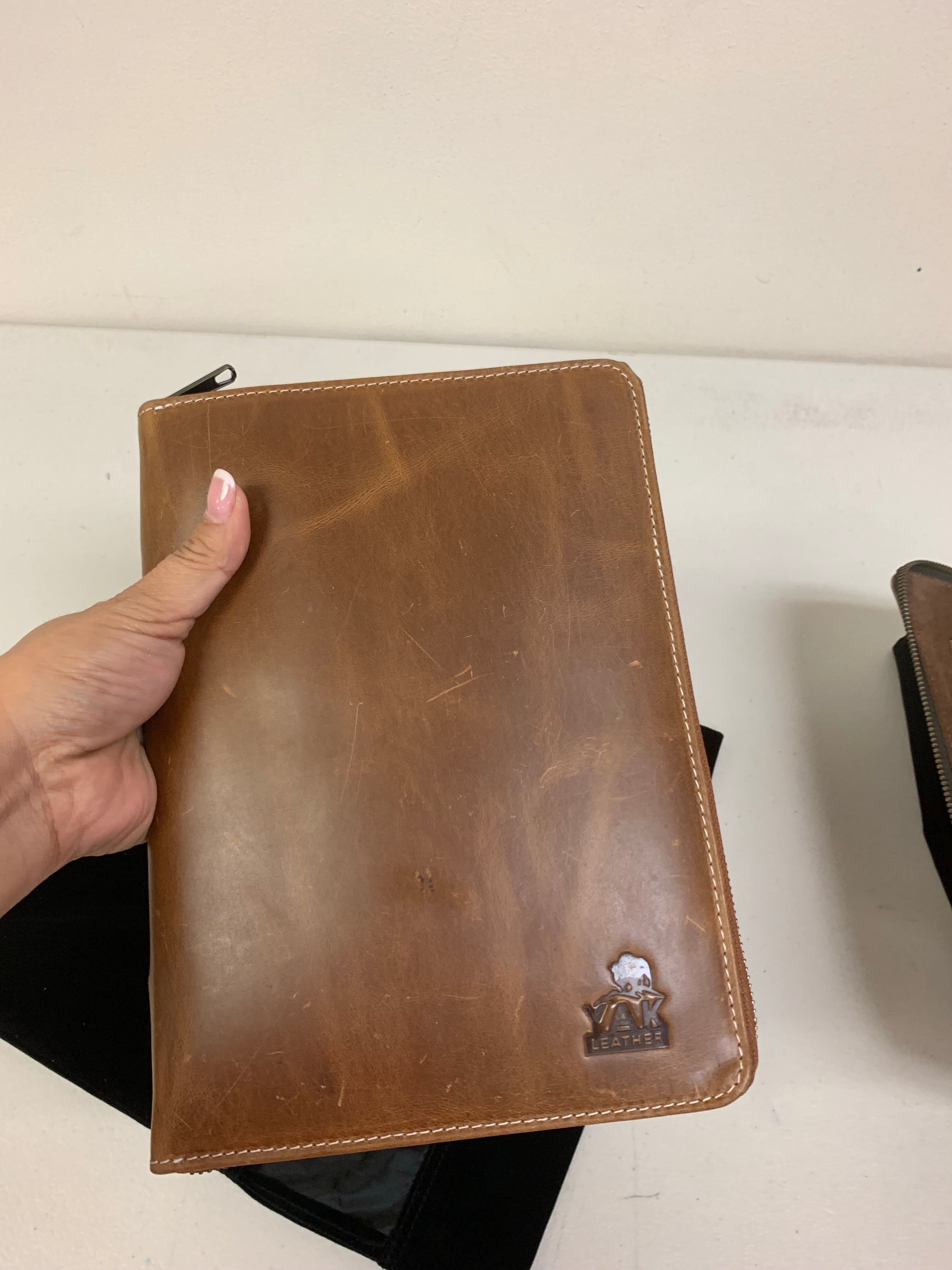 Pen Boutique Yak Leather A5 Zipped Folio - Crazy Horse - Tan - Pen Boutique Ltd