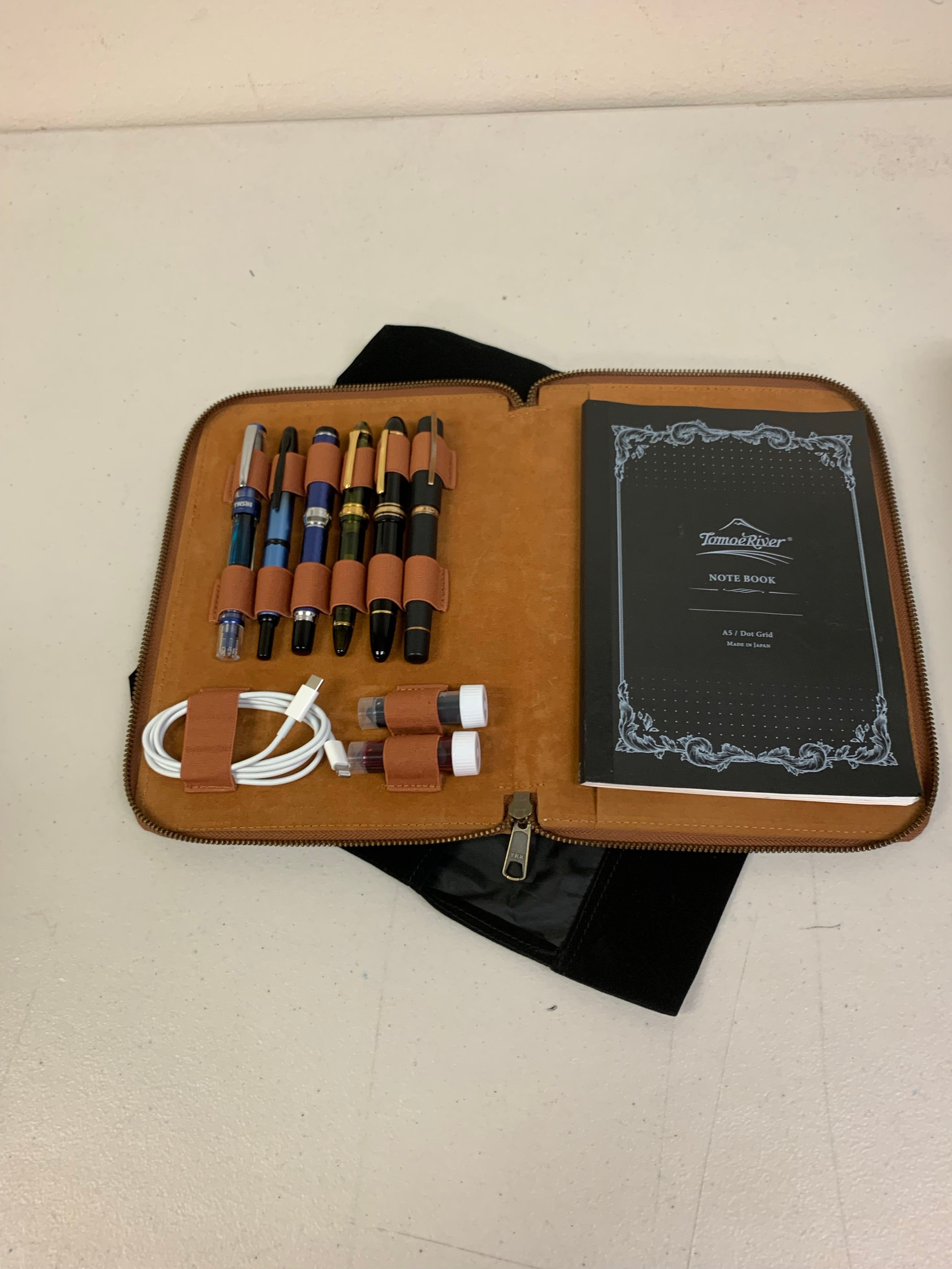 Pen Boutique Yak Leather A5 Zipped Folio - Crazy Horse - Tan - Pen Boutique Ltd