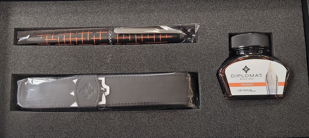 Diplomat Matrix Gift Set - Black/Orange - Pen Boutique Ltd