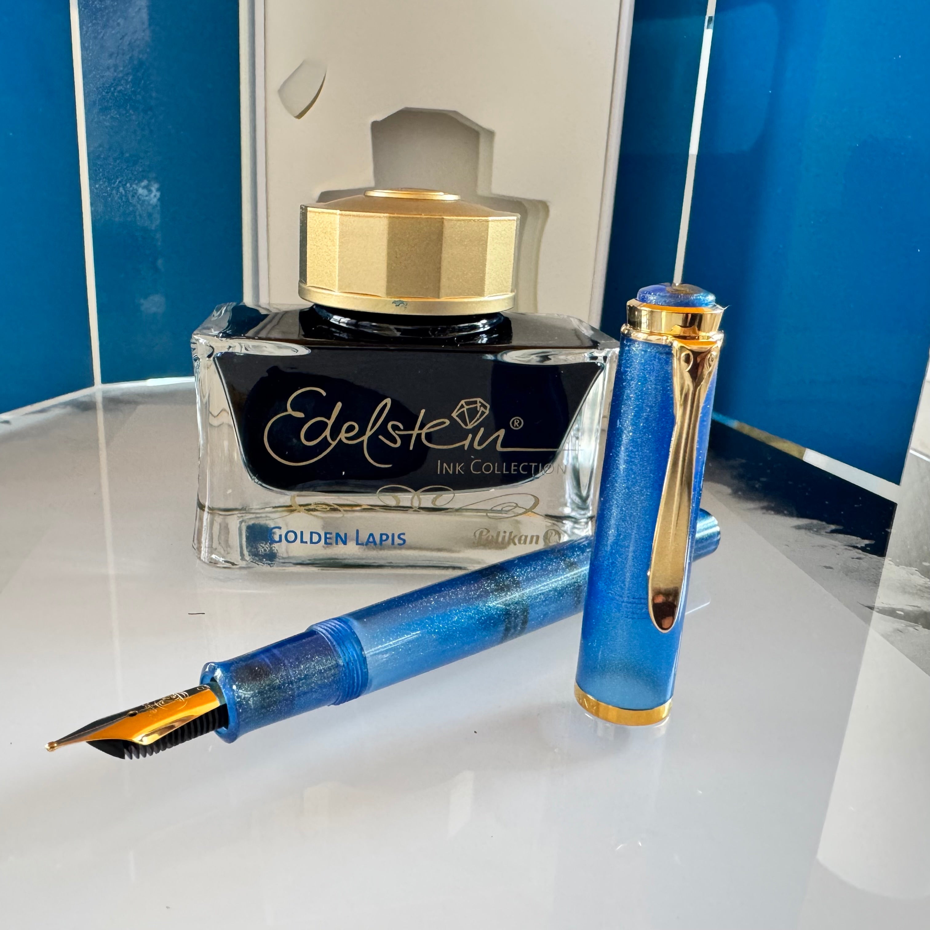 Pelikan Classic M200 Gift Set - Golden Lapis (Special Edition) - Pen Boutique Ltd