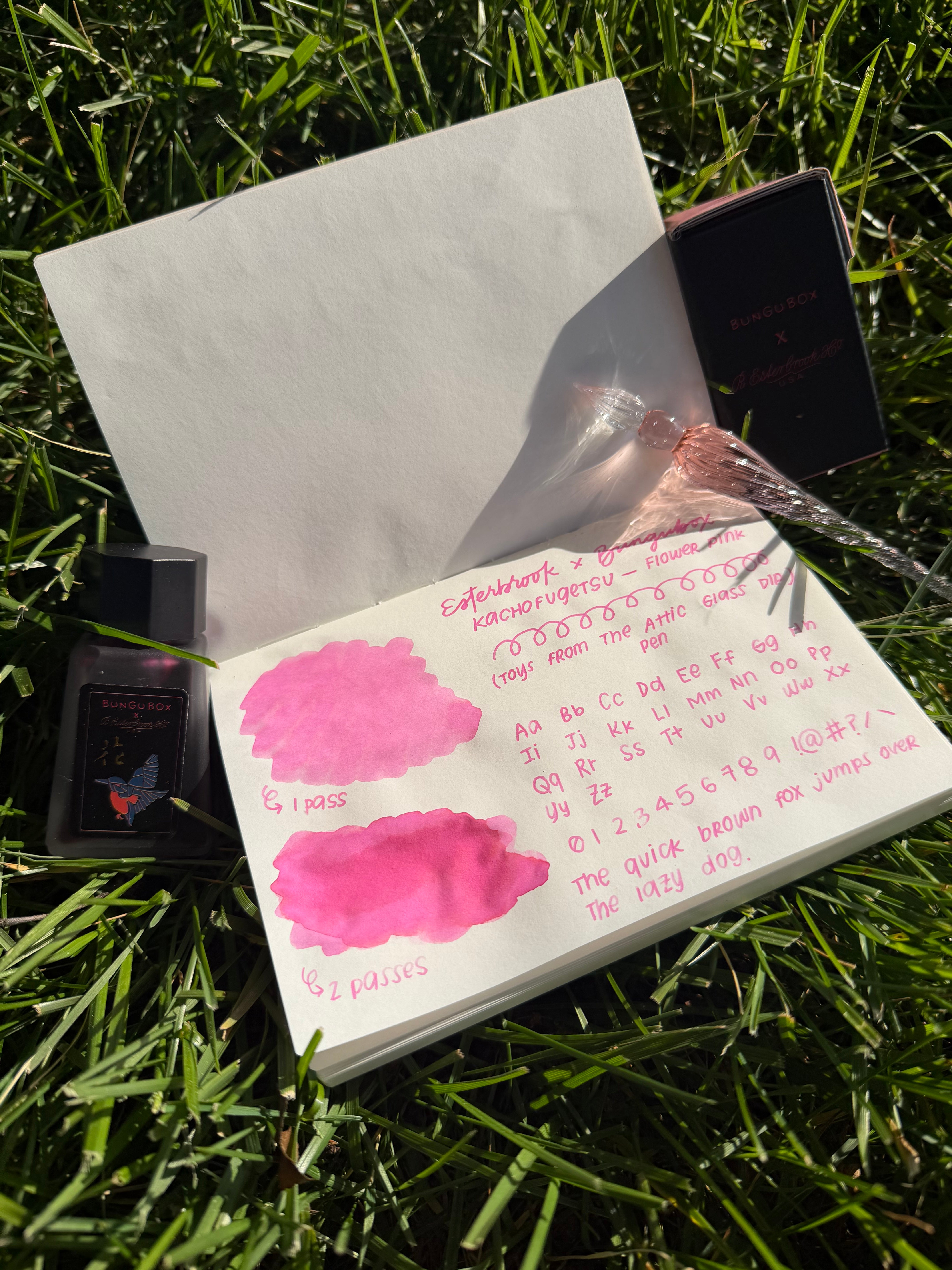 Esterbrook x BUNGUBOX Ink Bottle - Kachofugetsu Flower Pink - 30ml - Pen Boutique Ltd