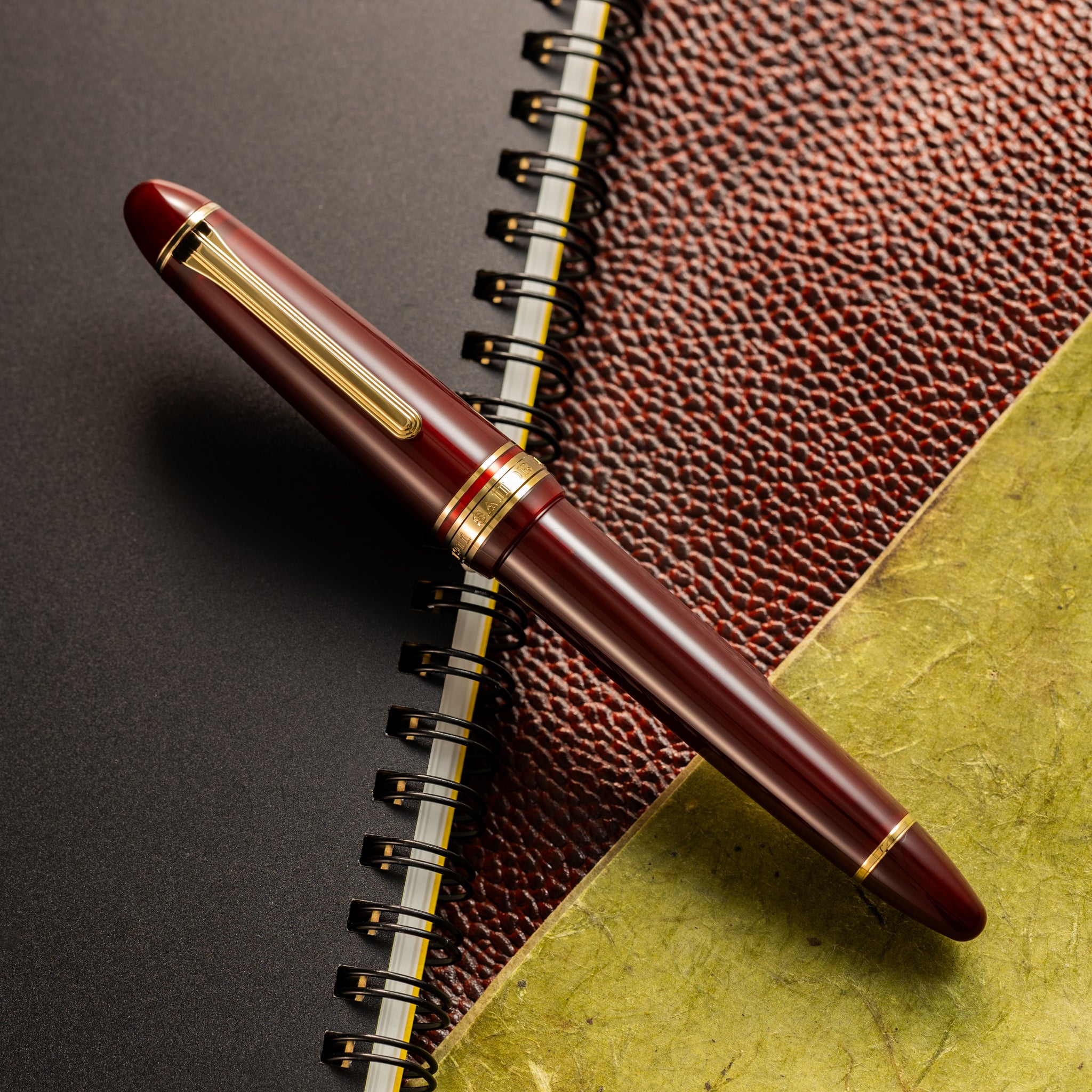 Sailor 1911L Fountain Pen - Muted Red - Casual L Stable Gold Trim - Pen Boutique Ltd