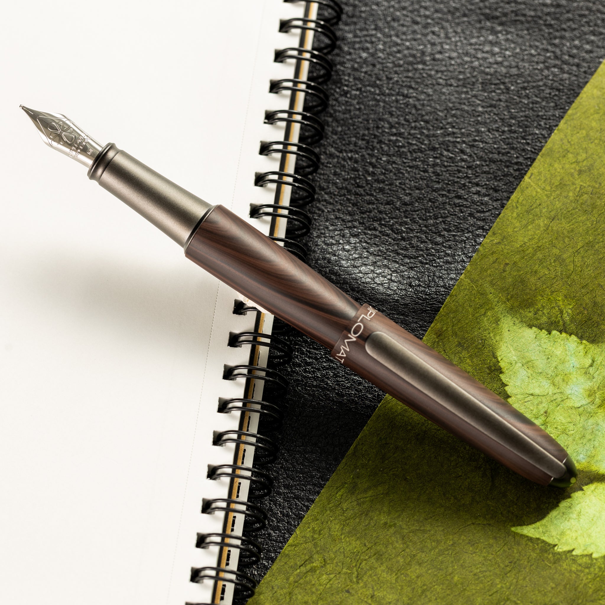 Diplomat Aero Fountain Pen - Black Forest - Pen Boutique Ltd