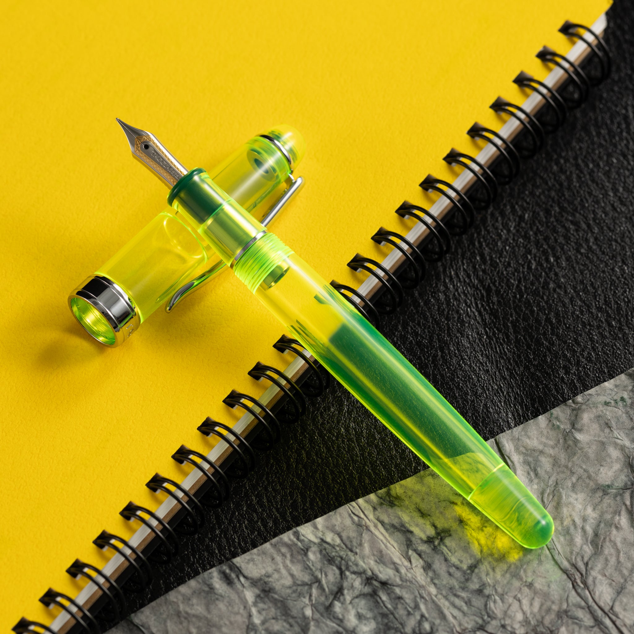 Taccia Spotlight Fountain Pen - Highlighter Vision - Pen Boutique Ltd