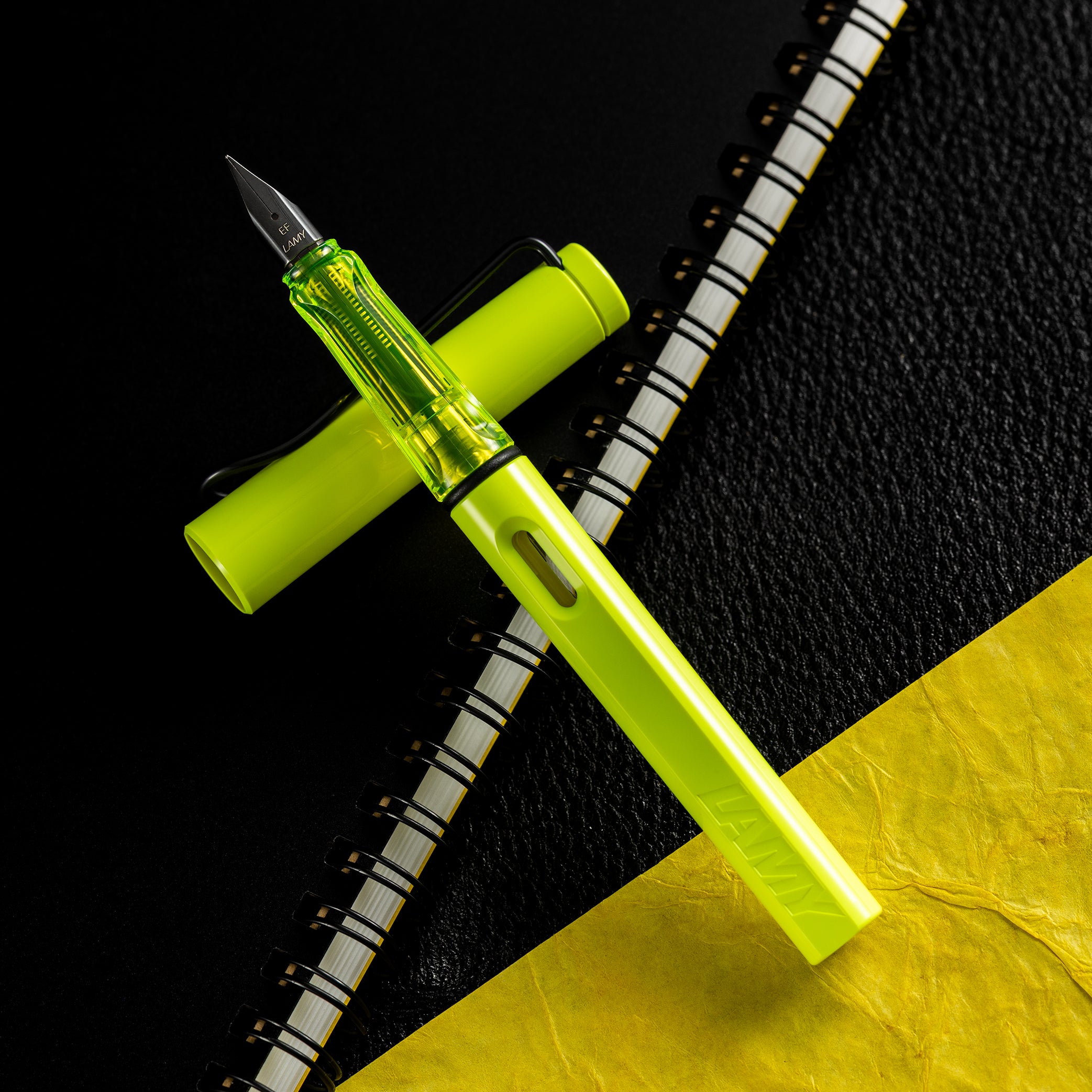 Lamy Safari Fountain Pen - Neon Yellow (Special Edition) - Pen Boutique Ltd