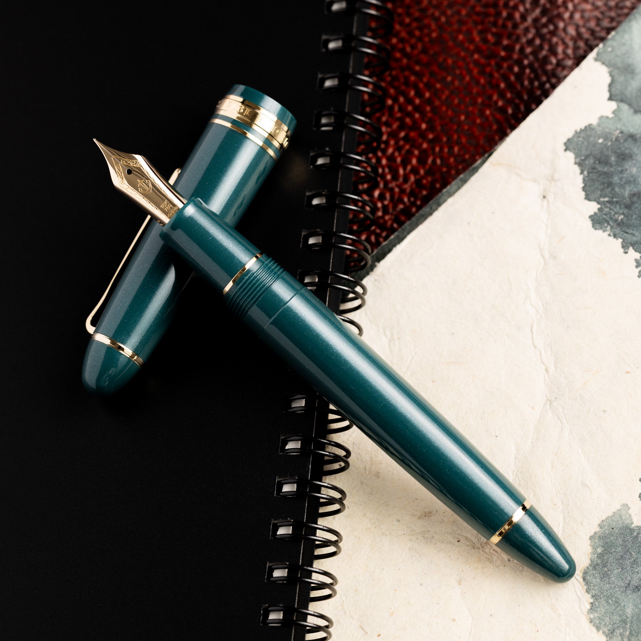 Sailor 1911L Fountain Pen - Shining Green - 18K Gold Trim - Pen Boutique Ltd