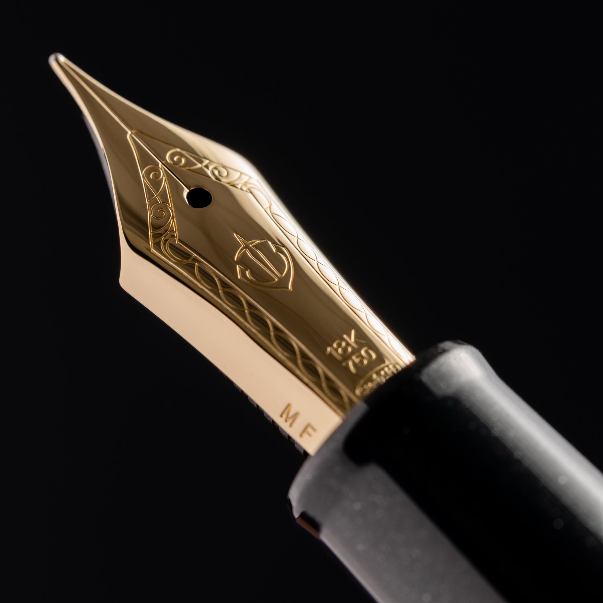 Sailor 1911L Fountain Pen - Shining Black - 18K Gold Trim - Pen Boutique Ltd