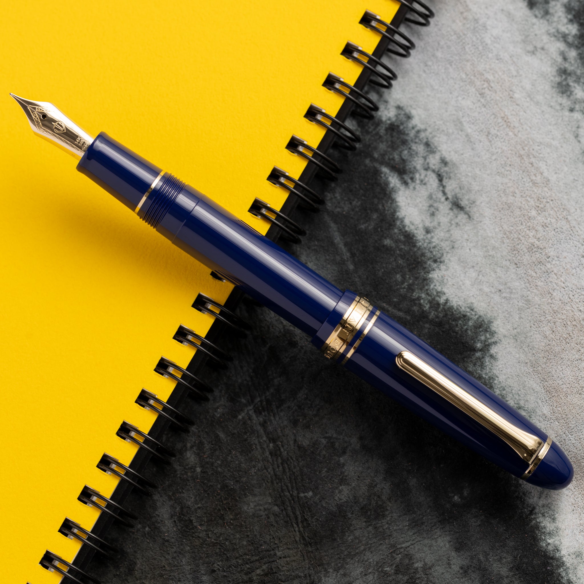 Sailor 1911L Fountain Pen - Blue - 14K Gold Trim - Pen Boutique Ltd