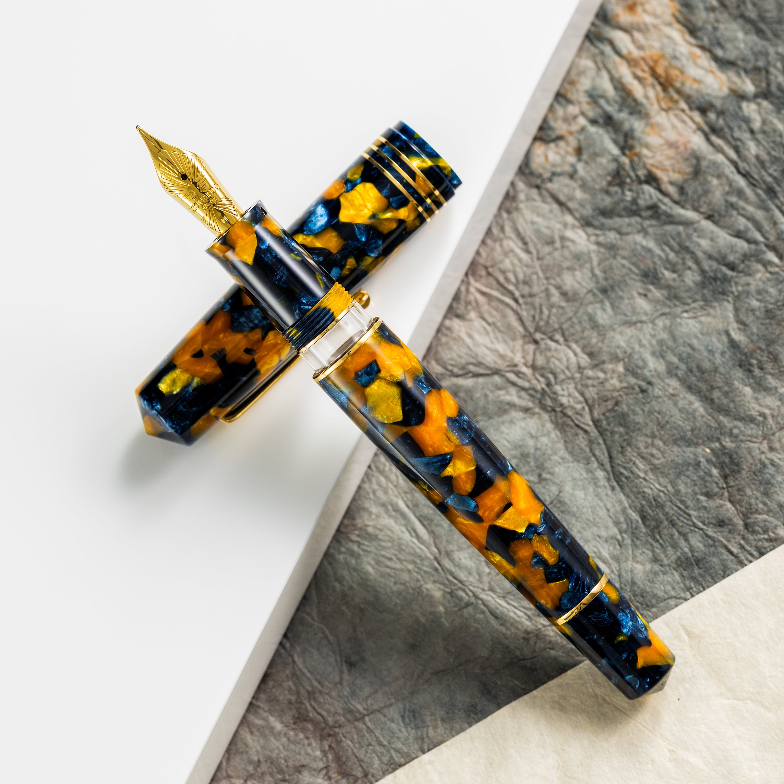 Leonardo Momento Zero Grande 2.0 Fountain Pen - Crepuscolo - Gold Trim - Pen Boutique Ltd