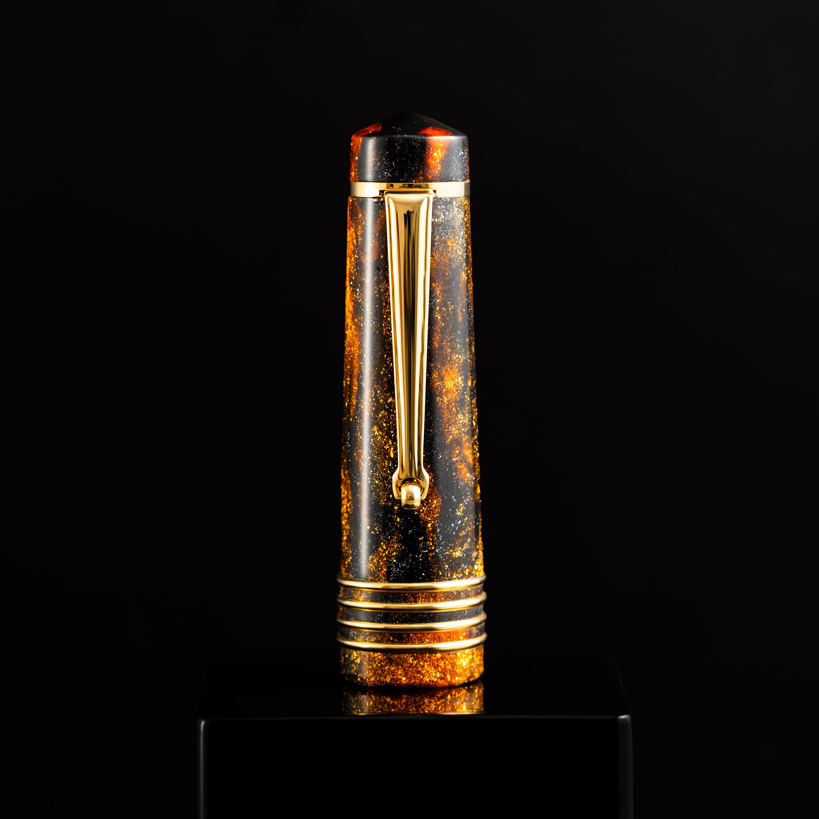Delta DV Original Fountain Pen - Glow Up Oro - Gold Trim - Stainless Steel Nib (Mid Size)-Pen Boutique Ltd