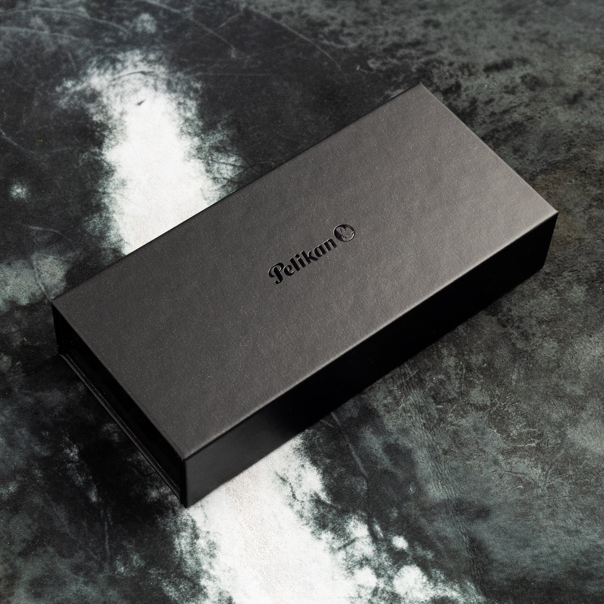 Pelikan Souveran Fountain Pen - M809 Black Matte (Special Edition) - Pen Boutique Ltd
